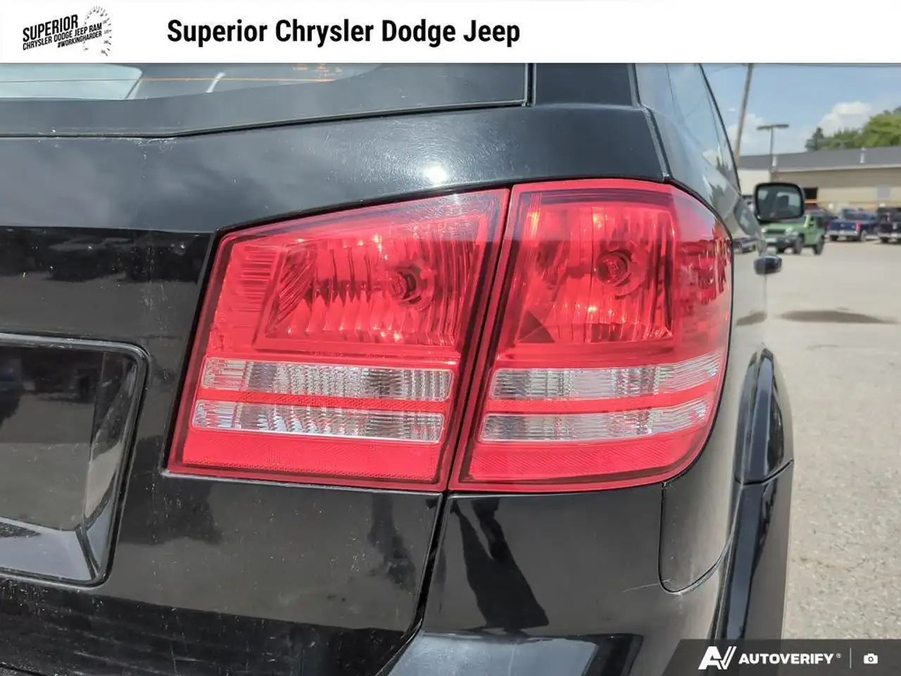 Dodge Journey снимка Dodge Journey