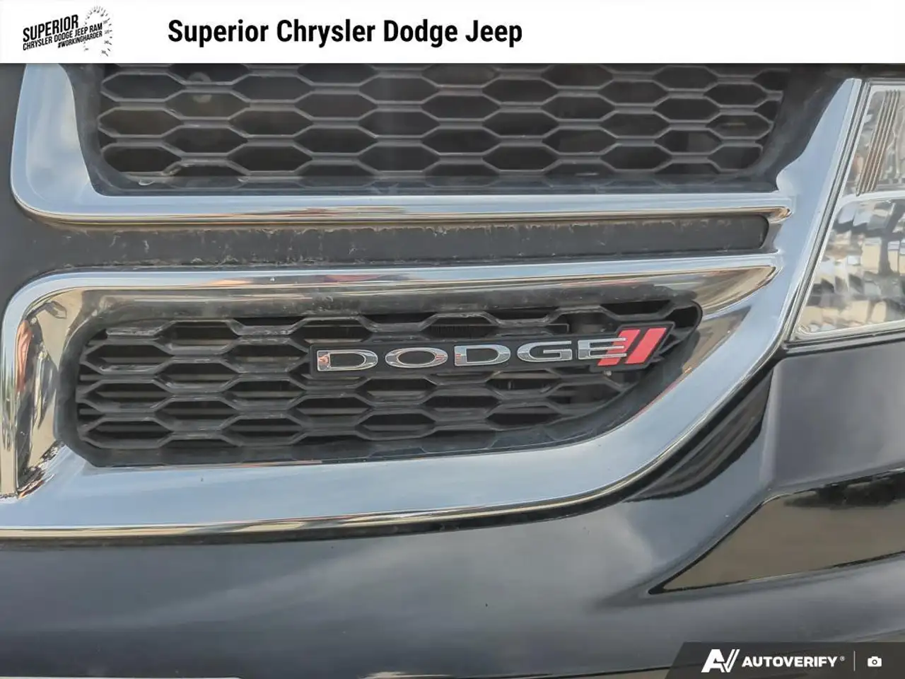 Dodge Journey снимка Dodge Journey