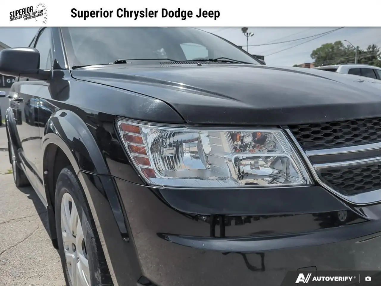 Dodge Journey снимка Dodge Journey