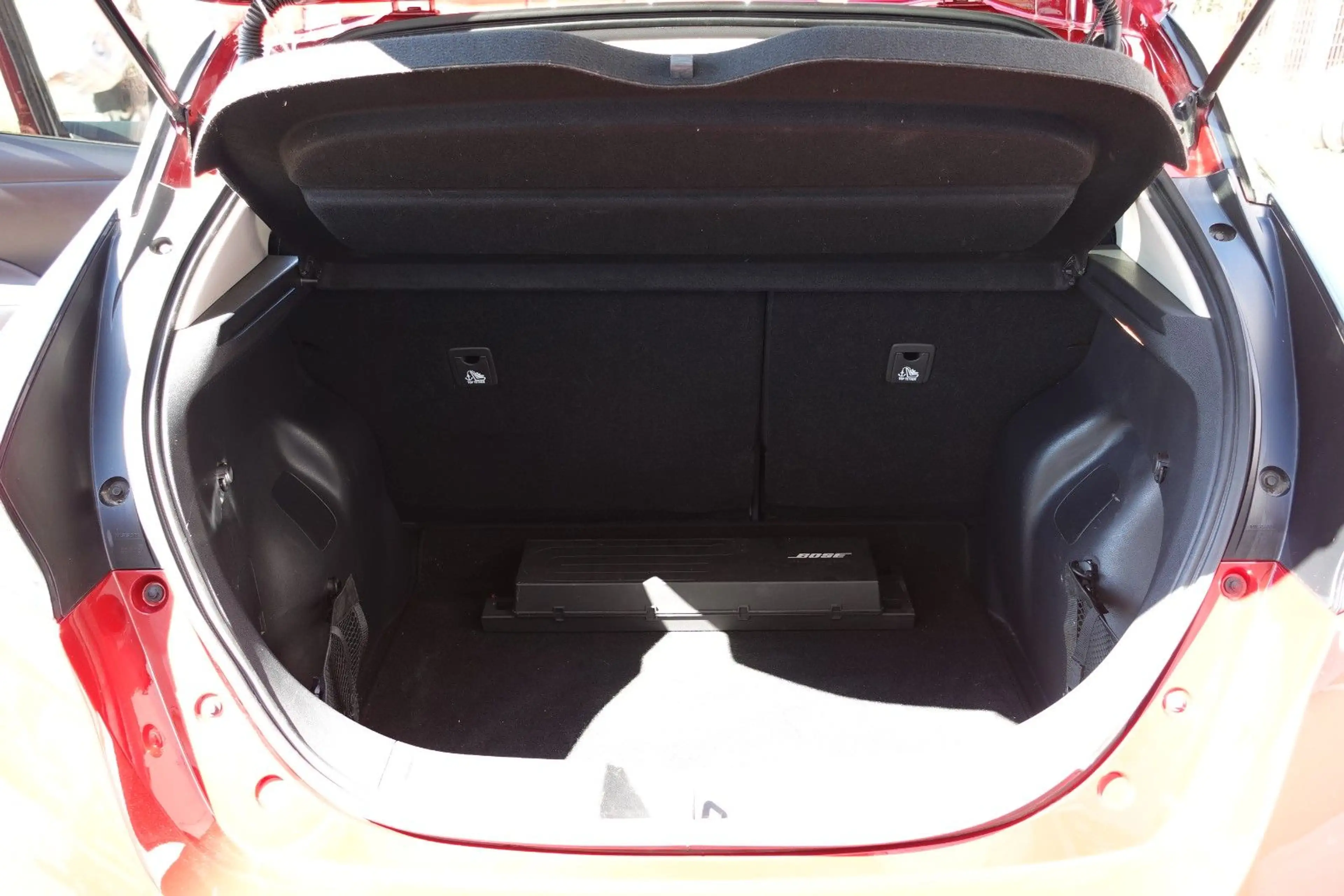 Nissan Leaf 2 TEKNA 40kWh, Bose, 1 Jahr Garantie — photo 9