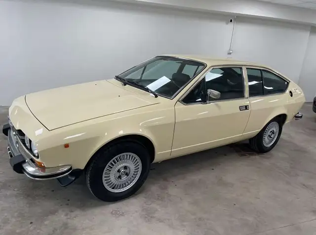 Alfa Romeo GTV 2.0 L