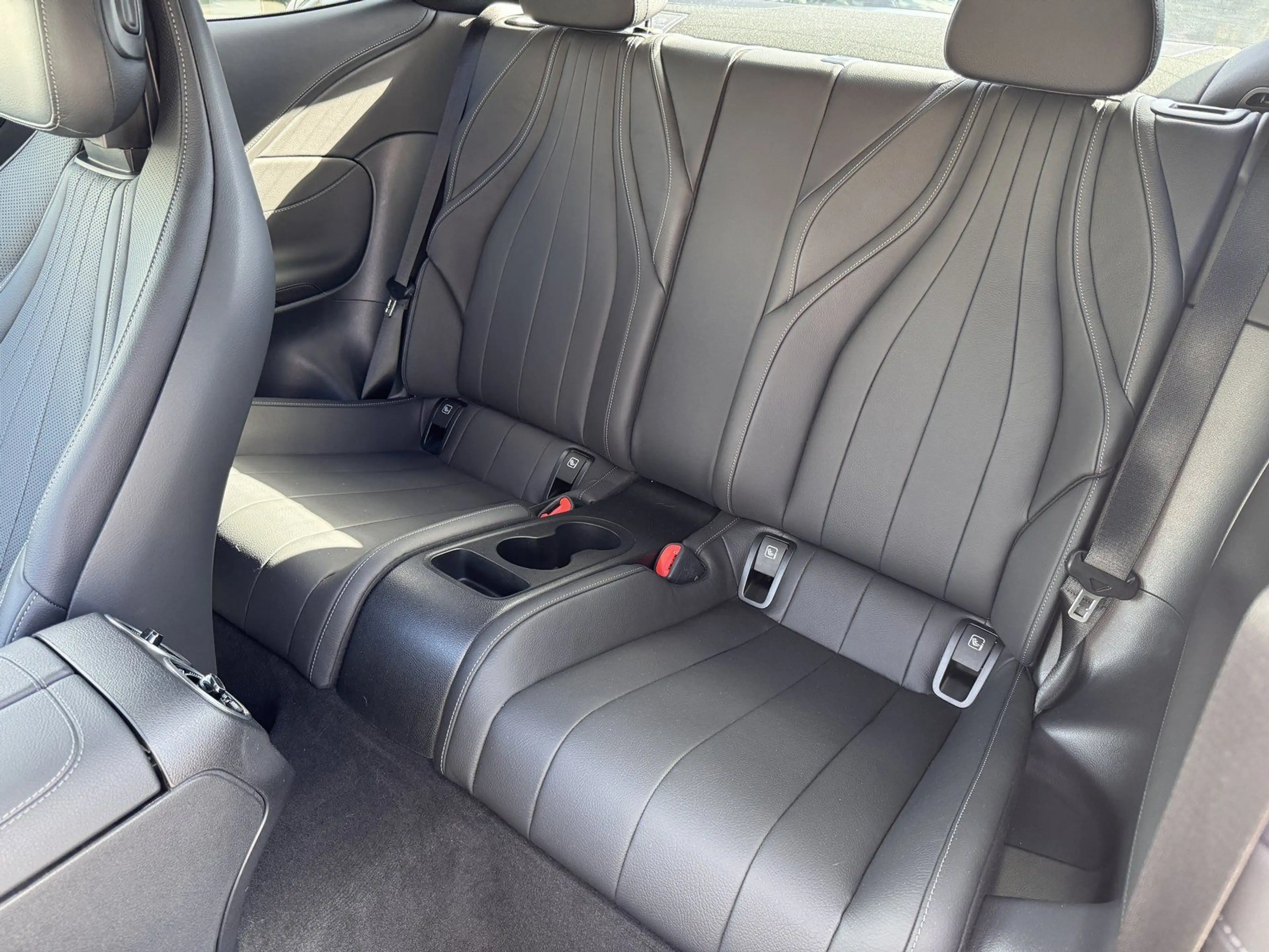 Mercedes-Benz CLE 300 e*AMG-Line Premium*AHK*Pano*Burm*Distr* — photo 8