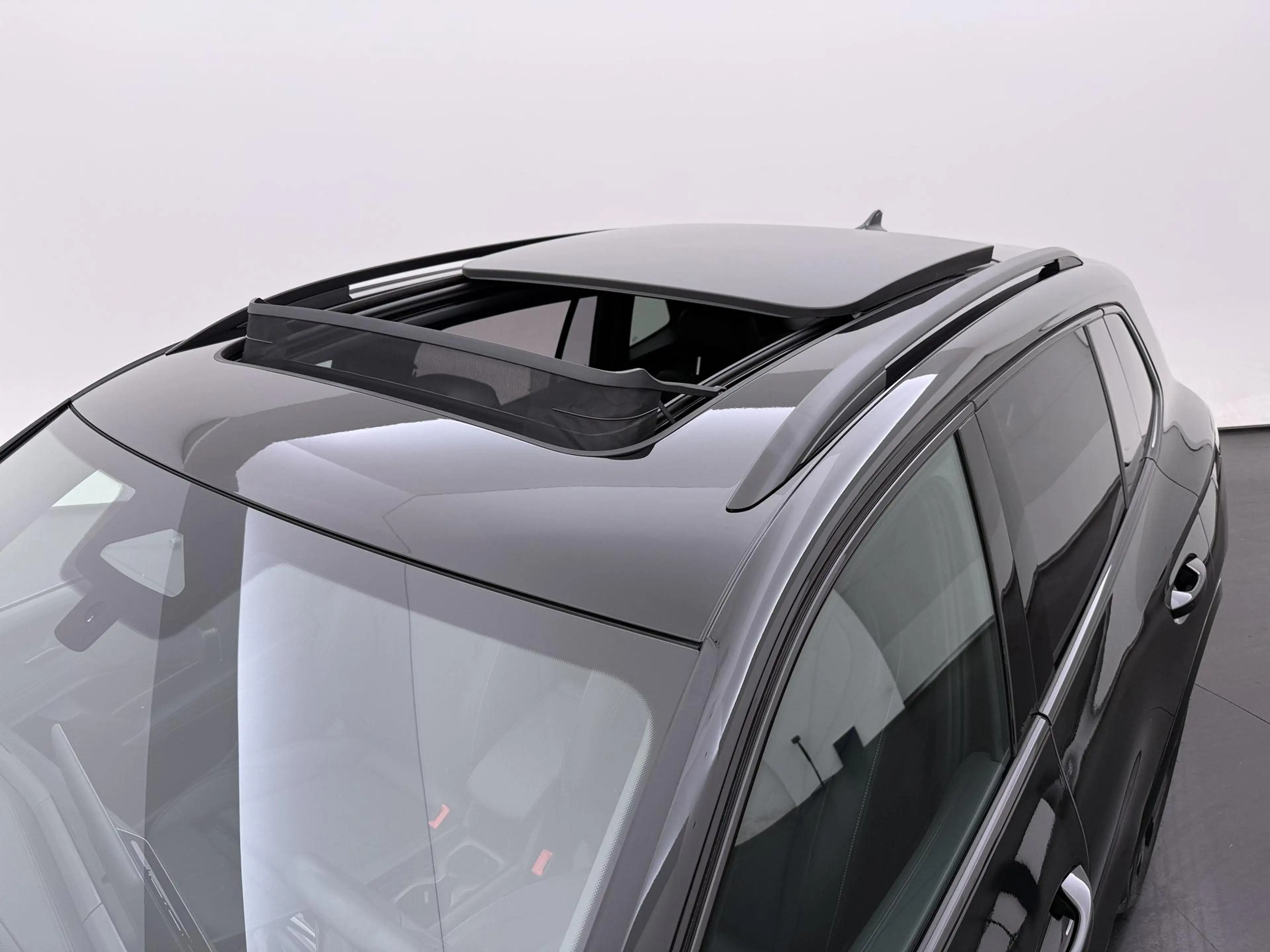 Volkswagen Tiguan 1.5 eHybrid 272PK R-Line | Pano dak | Leder | Stoe — photo 7