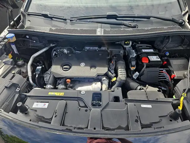Peugeot 3008 view 8