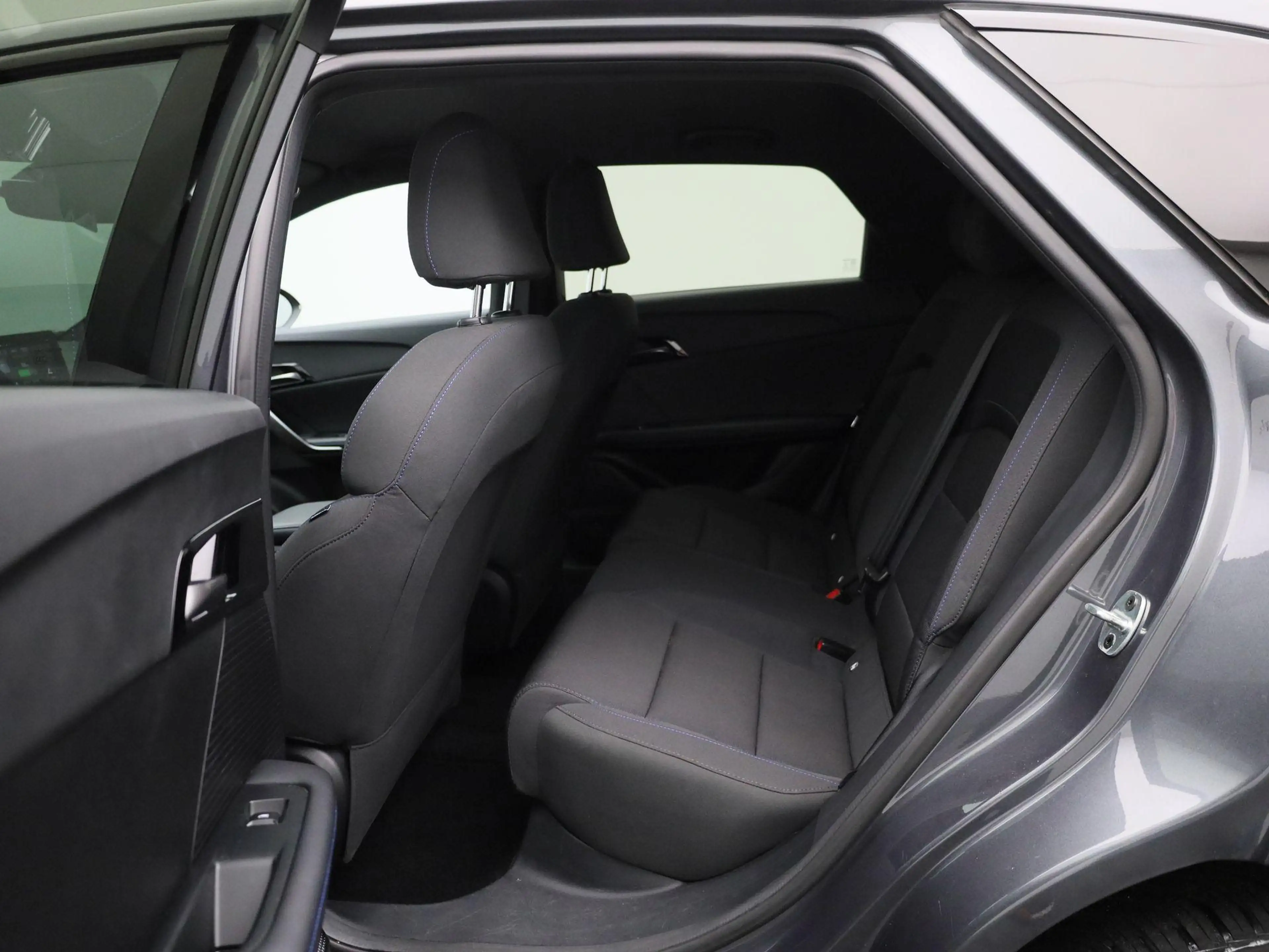 MG MG4 Electric Comfort 64 kWh — photo 10