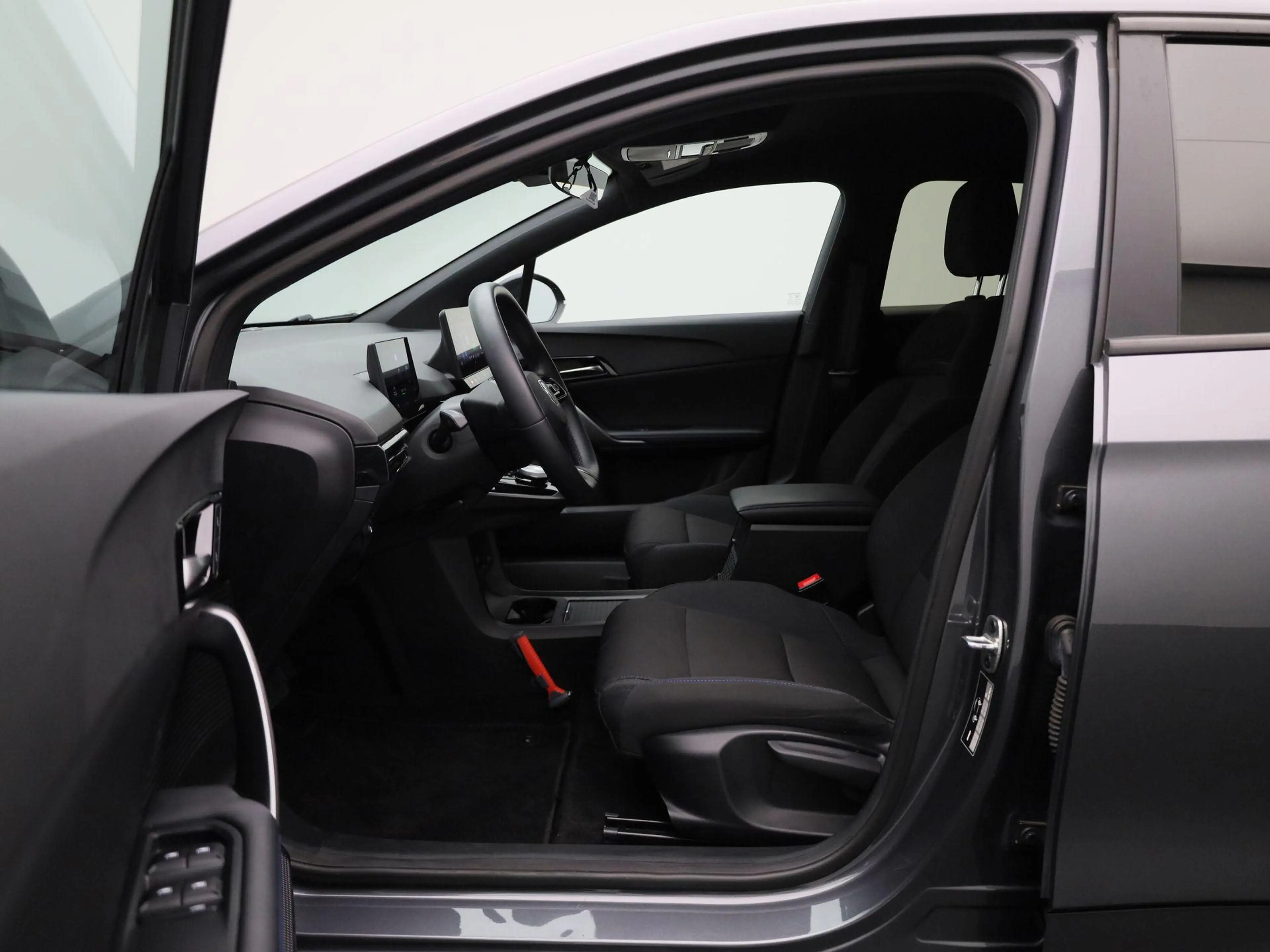MG MG4 Electric Comfort 64 kWh — photo 9