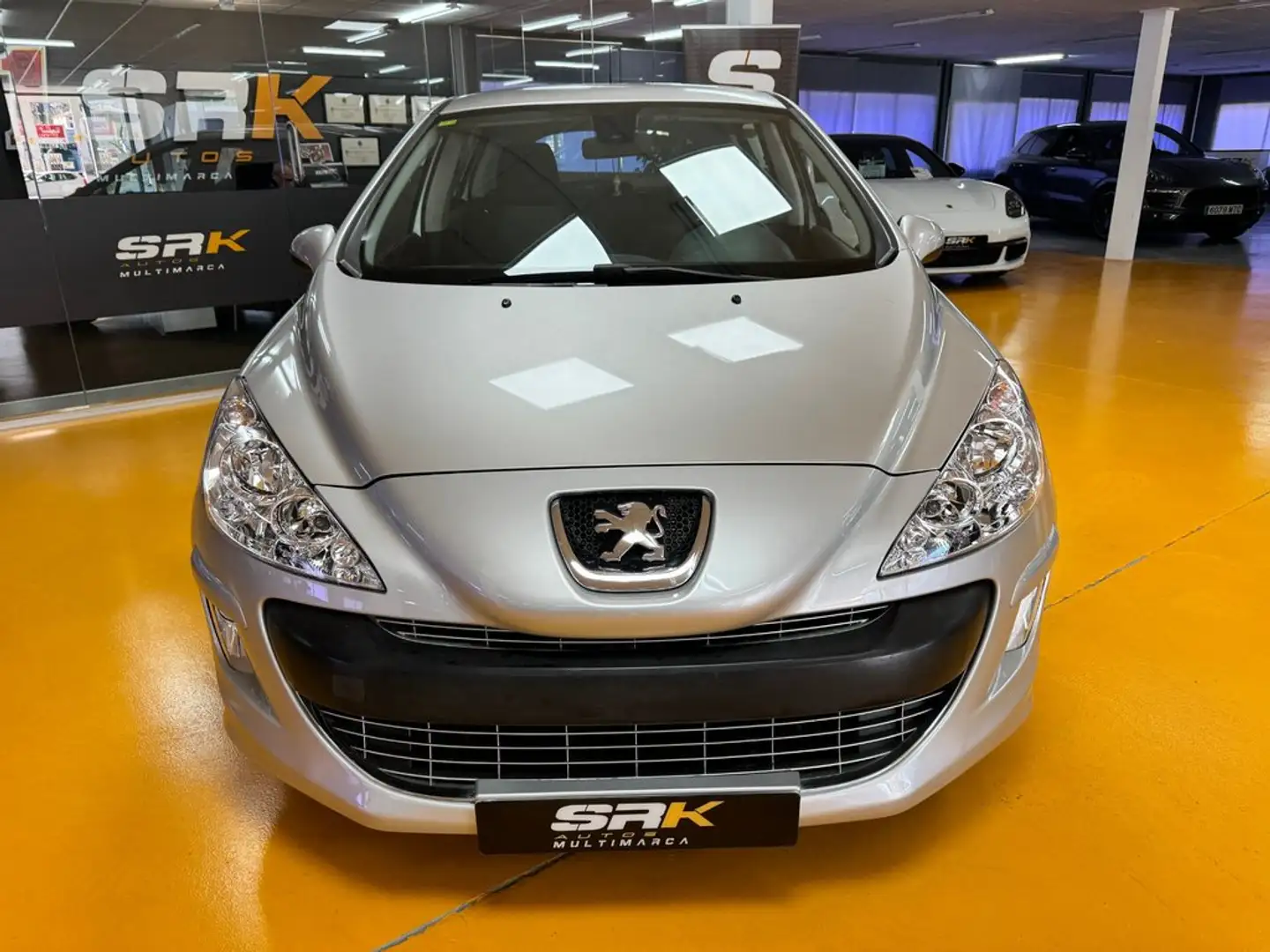Peugeot 308 1.6HDI Sport Gris - 2
