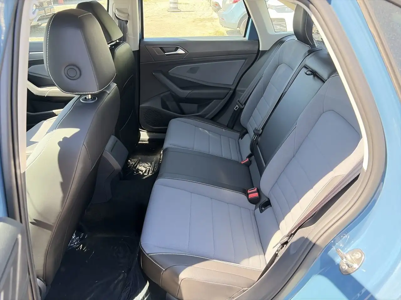 Volkswagen Jetta снимка Volkswagen Jetta