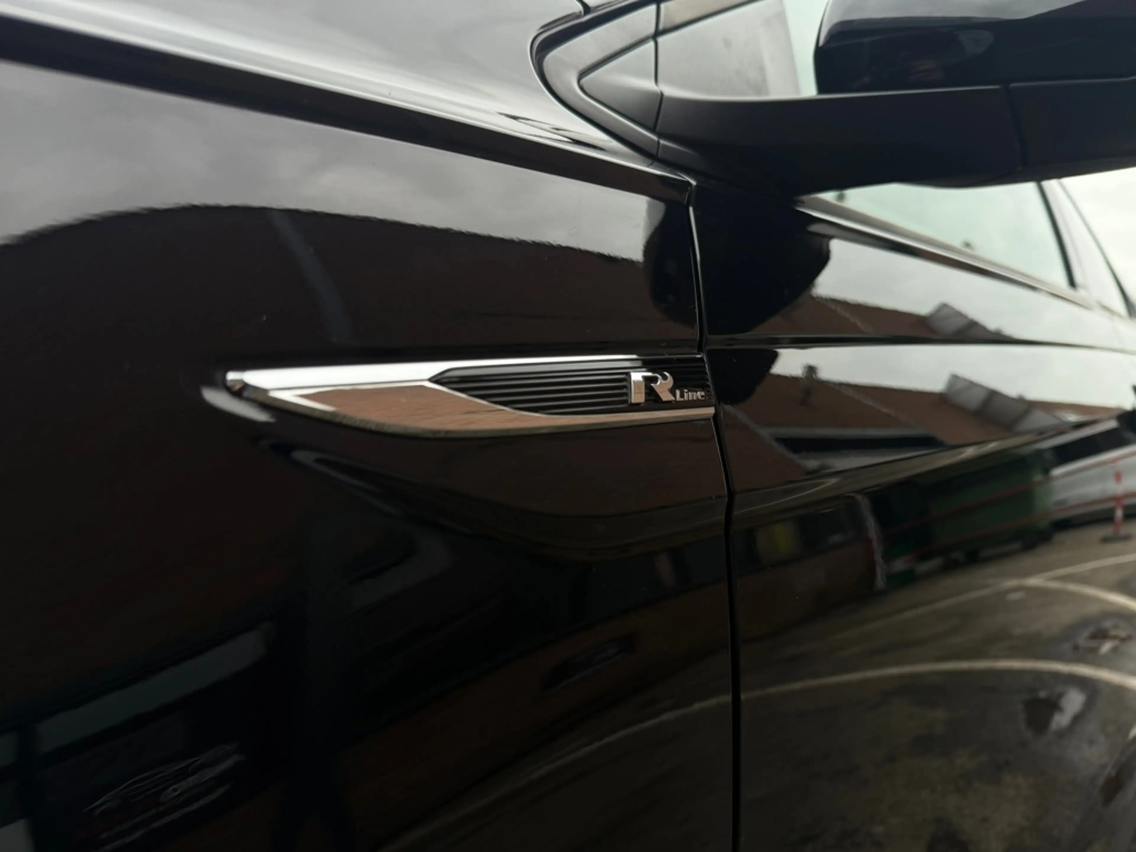 Volkswagen Polo 1.0 TSI R-Line Edition — photo 15