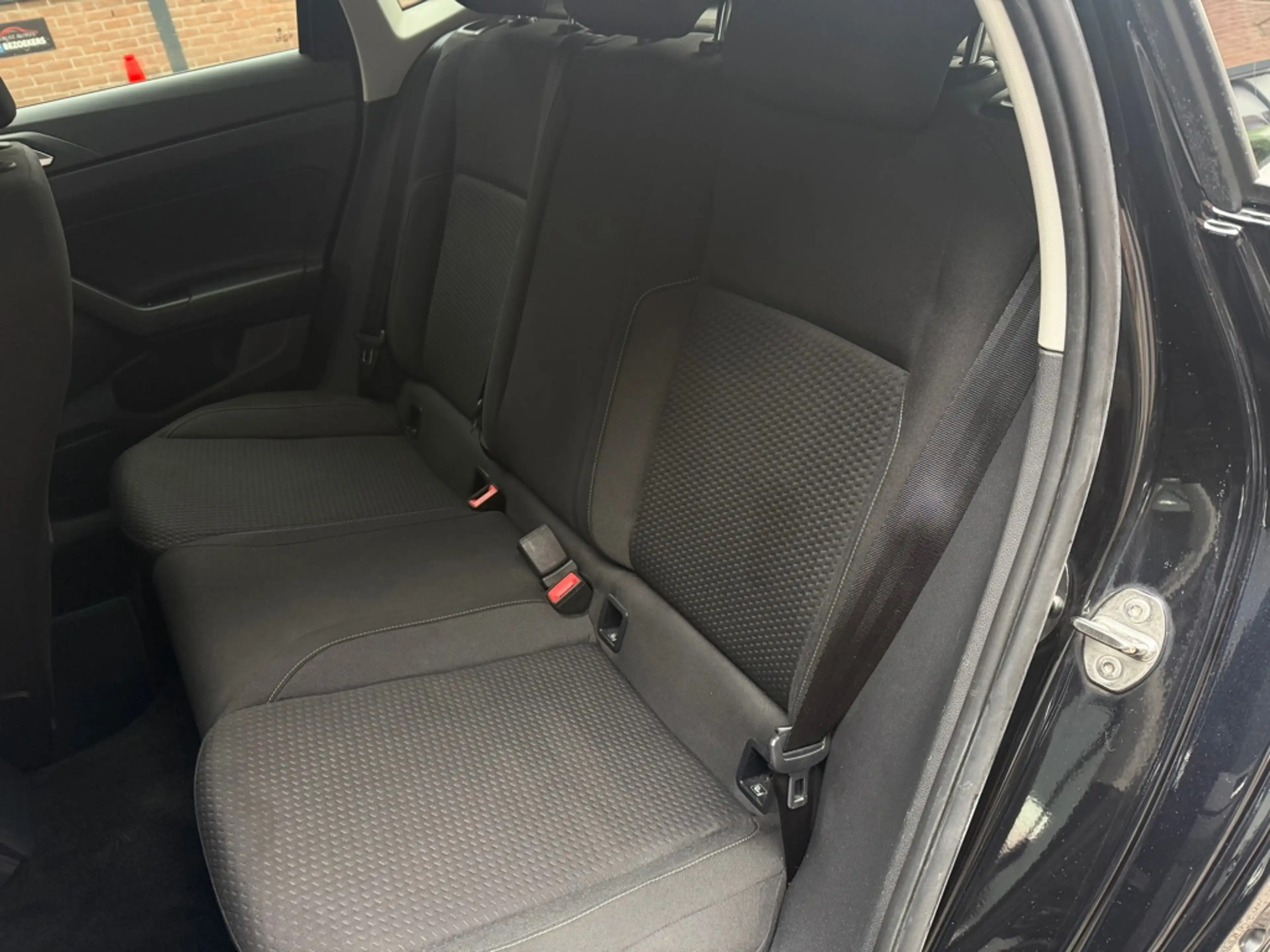Volkswagen Polo 1.0 TSI R-Line Edition — photo 7