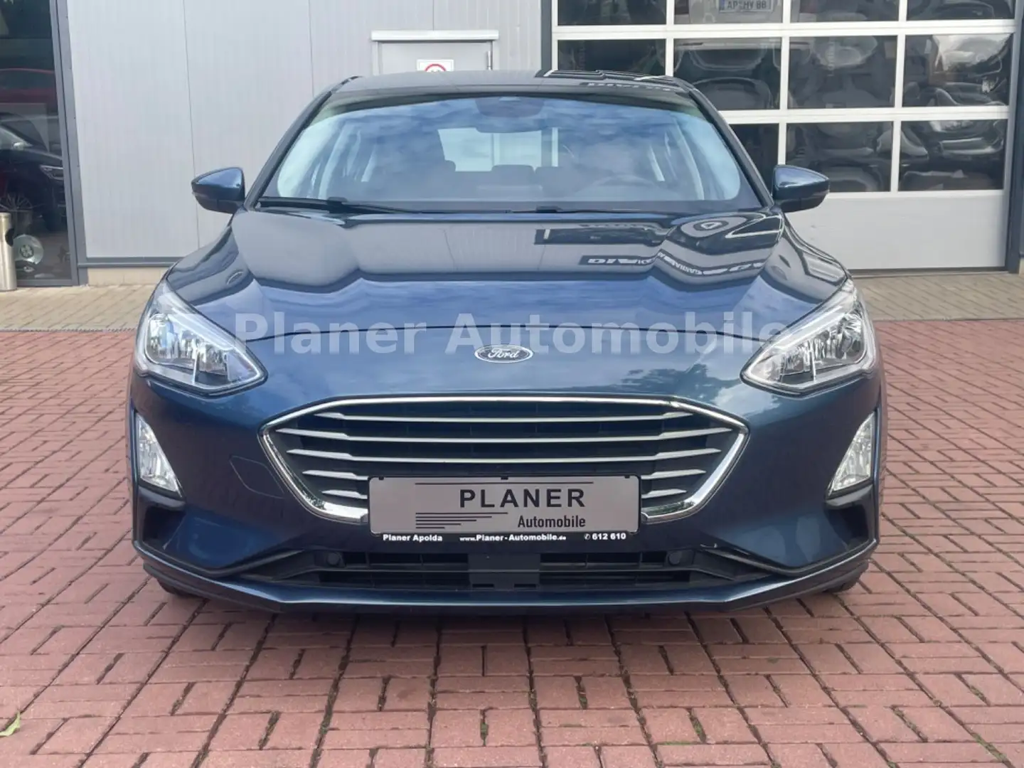 Ford Focus Lim. Cool & Connect 1.Hand Sitzh. Service Bleu - 2