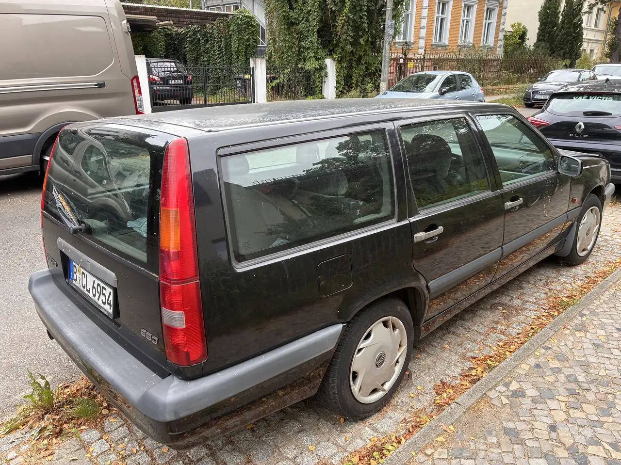 Volvo V70 2.0, foto 2