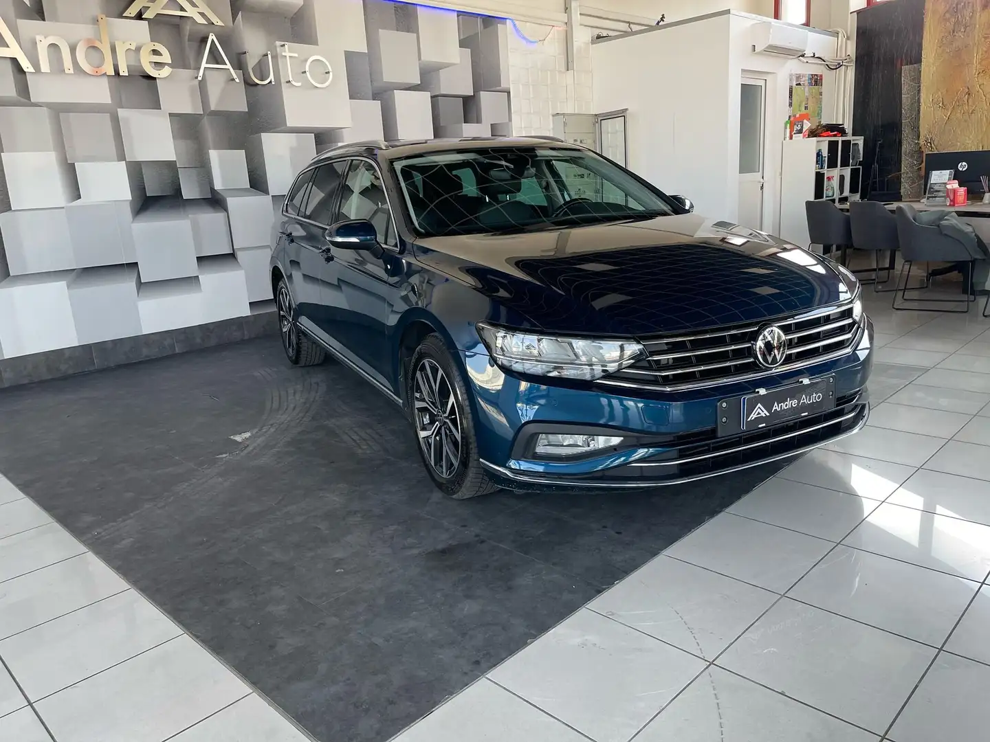 Volkswagen Passat Variant Passat Variant 2.0 tdi Executive 150cv dsg Modrá - 2