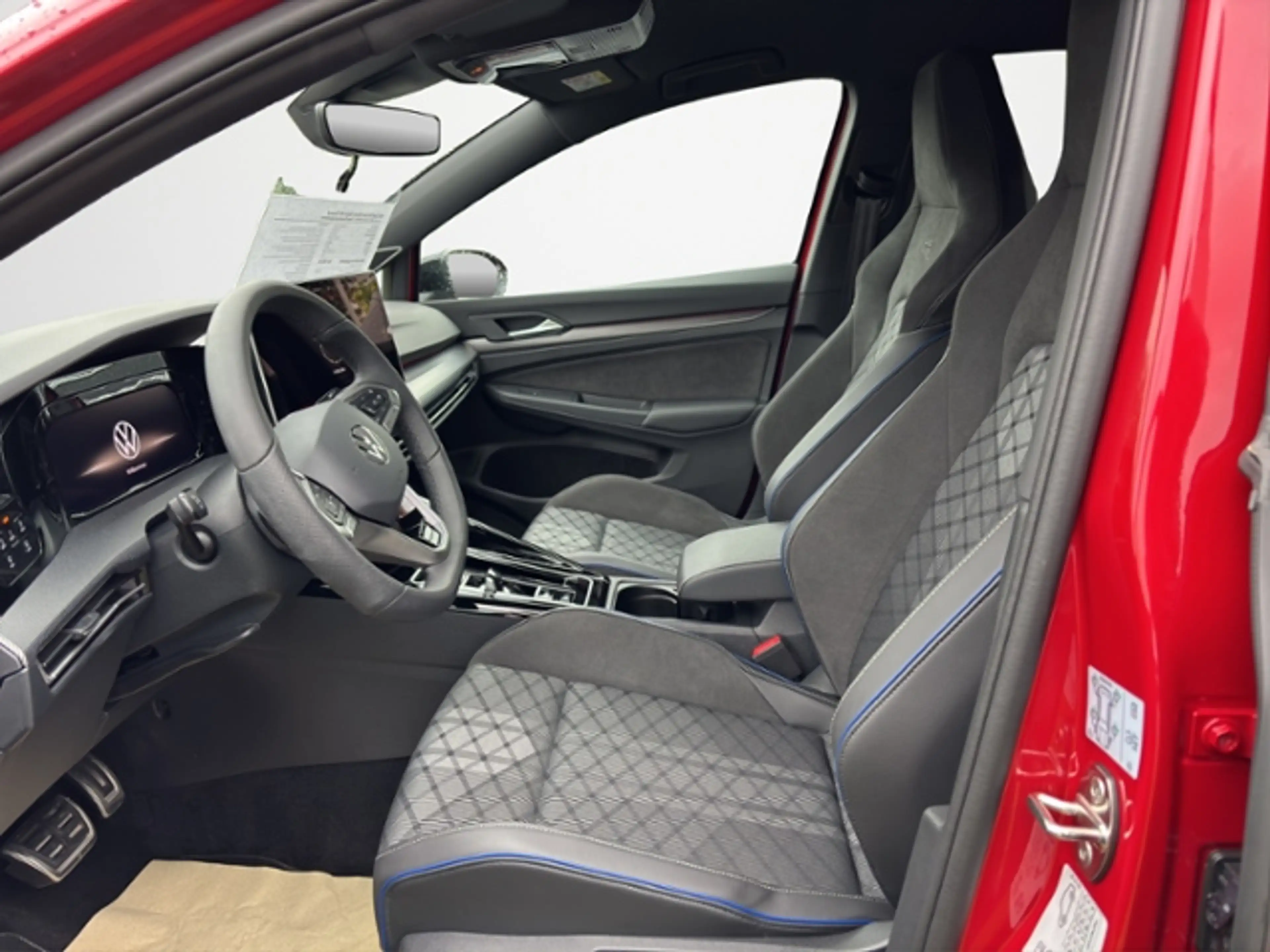 Volkswagen Golf R -Line Black Style HK Sound 1,5 l eTSI OPF 110 kW — photo 12
