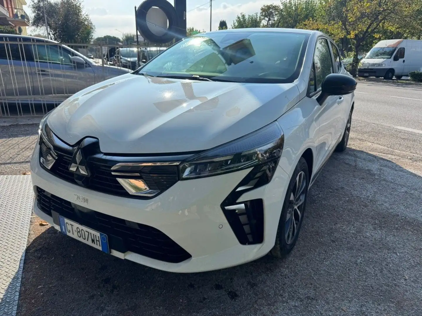 Mitsubishi Colt PROMO FINANZIAMENTO 1.0L 90 CV Invite Bianco - 1