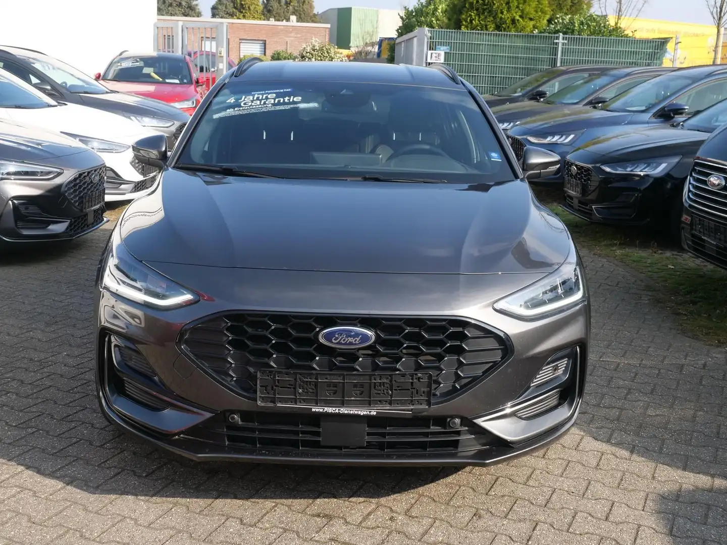 Ford Focus ST-Line X LED ACC TWA AHK Gris - 2