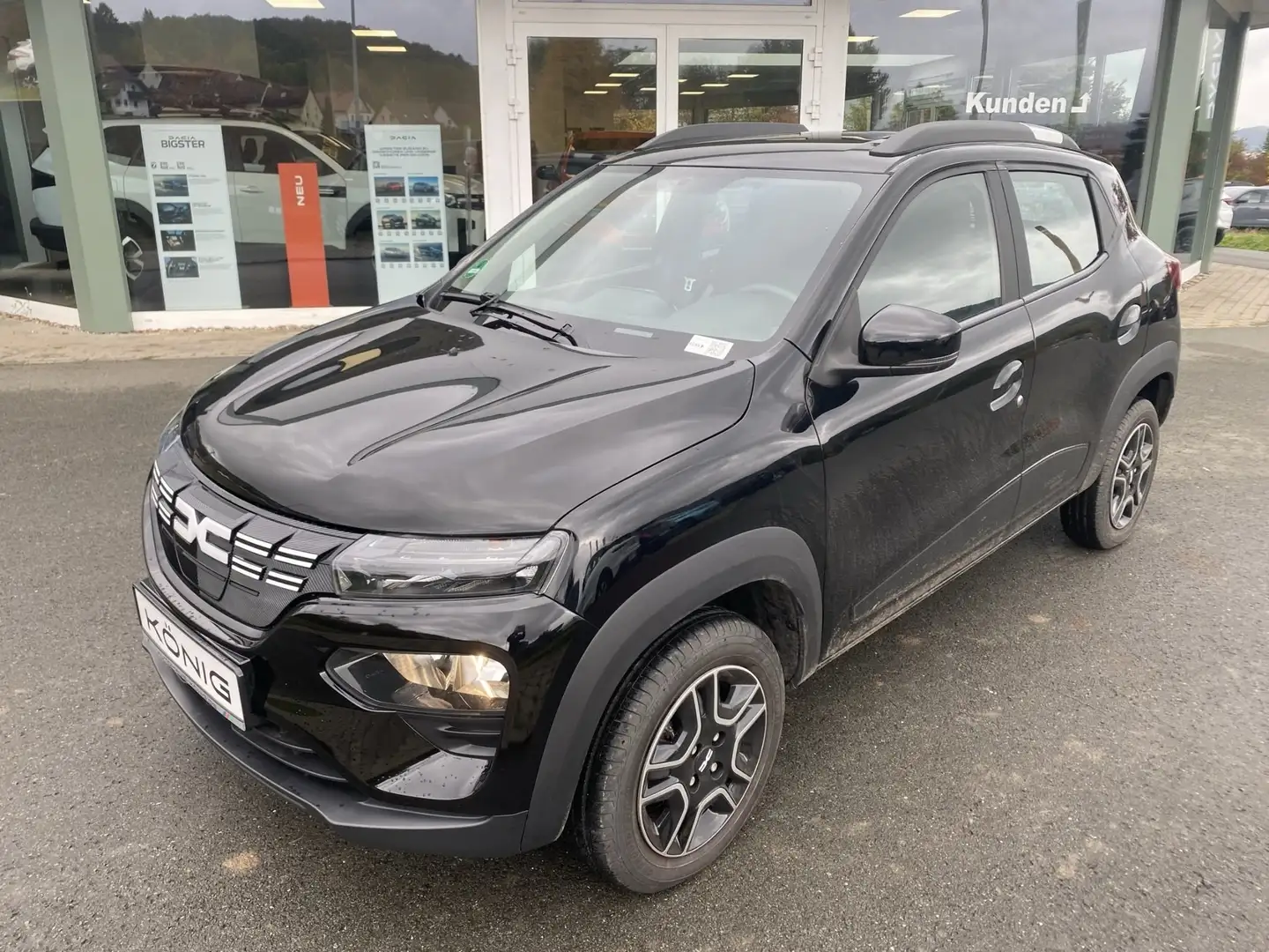 Dacia Spring Schwarz - 1