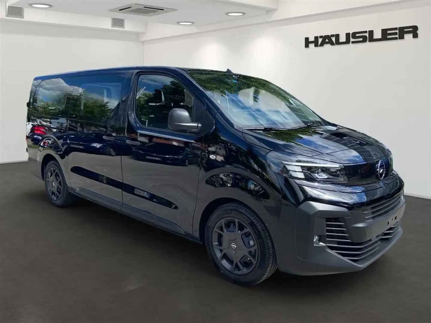 Opel Vivaro Kombi XL Automatik 9-Sitzer *Navi* *Kamera* *PDC* Noir - 2