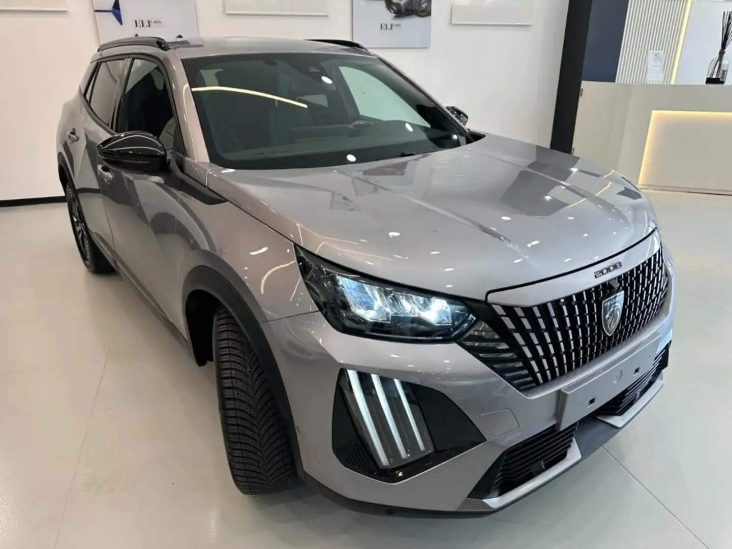 Peugeot 2008 Puretech S&S Allure Grigio - 2