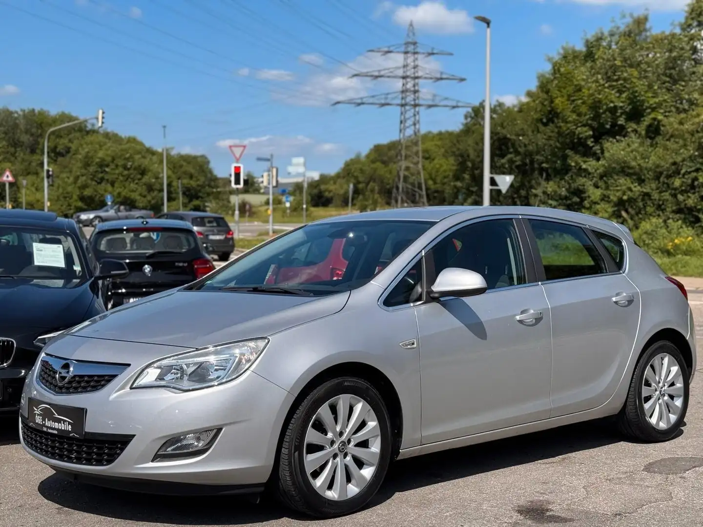 Opel Astra J 1.6 Lim. Cosmo/Tempomat/2.Hand Argent - 2