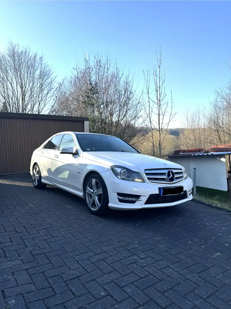 Mercedes-Benz C 250 CDI DPF (BlueEFFICIENCY) 7G-TRONIC Avantgarde - 1