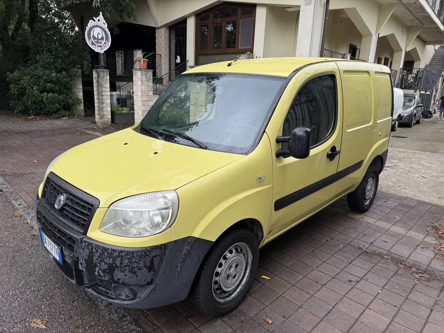 Fiat Doblo 1.9 mjt Active 105cv Żółty - 1