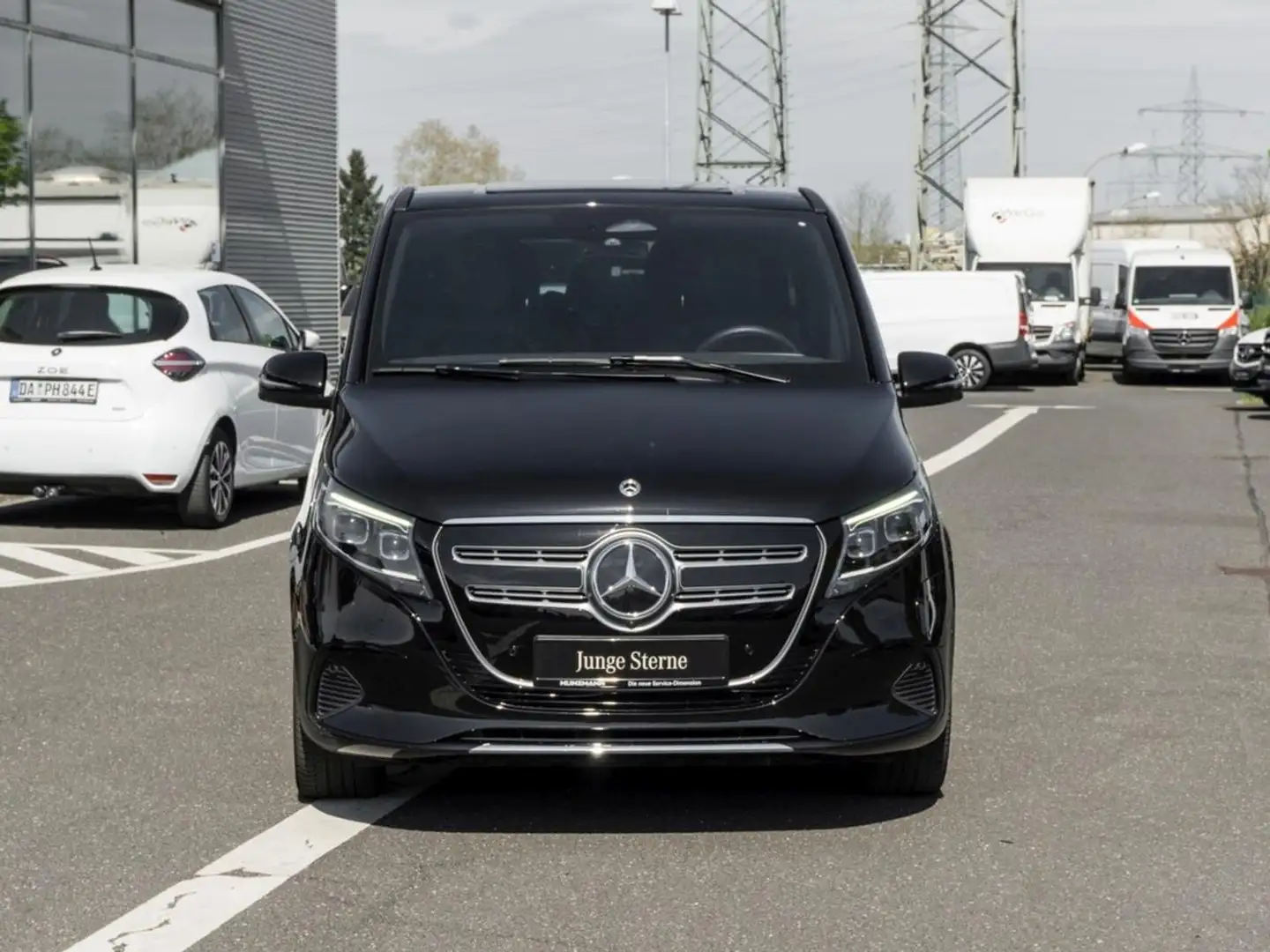 Mercedes-Benz EQV 300 AVANTGARDE Lang Distronic Airmatic 360° Schwarz - 2