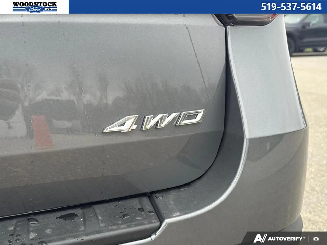 Ford Explorer снимка Ford Explorer