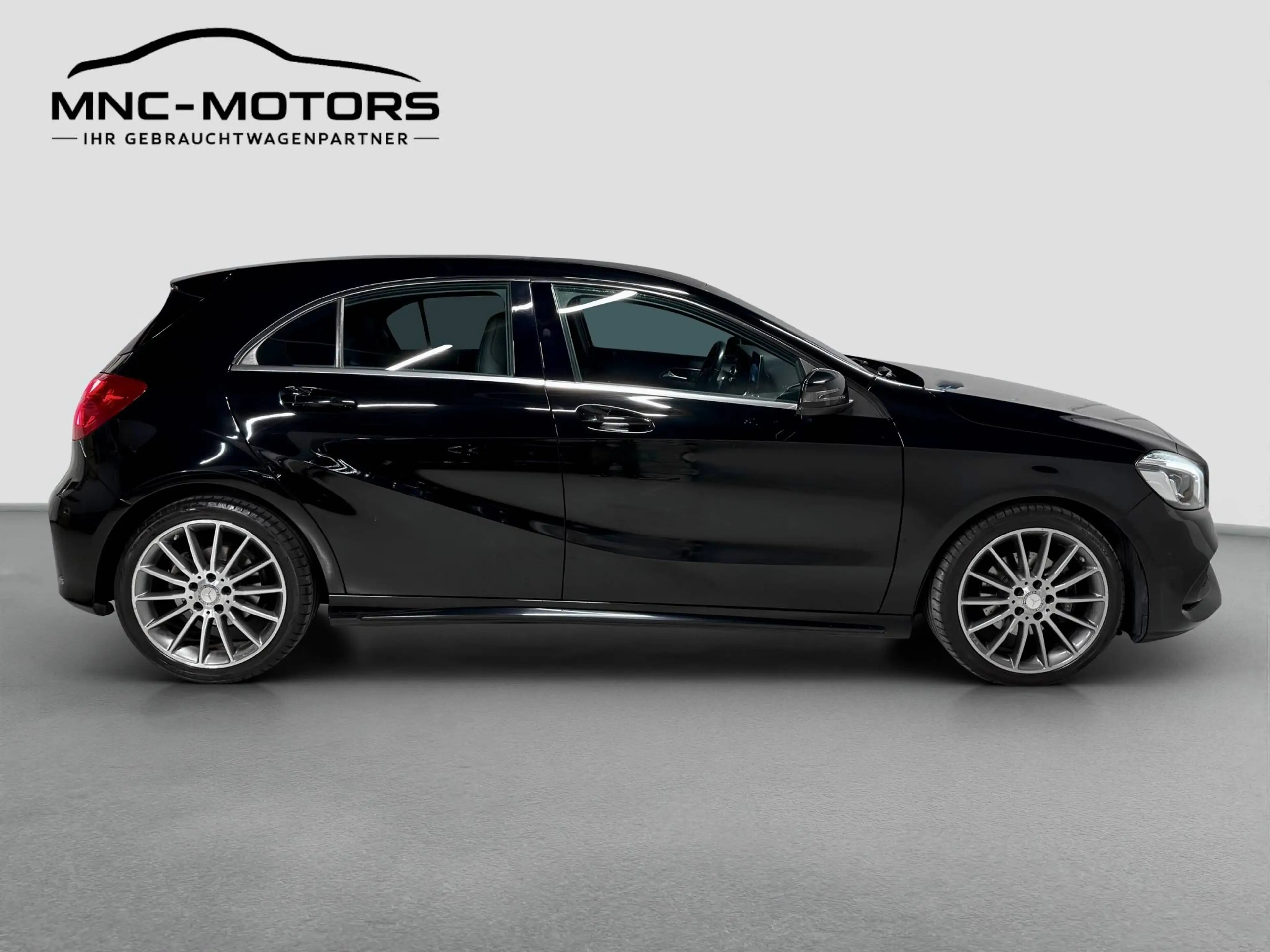 Mercedes-Benz A 180 d Aut. | AMG-line | LED | SHZ | NAVI | MOPF — photo 4