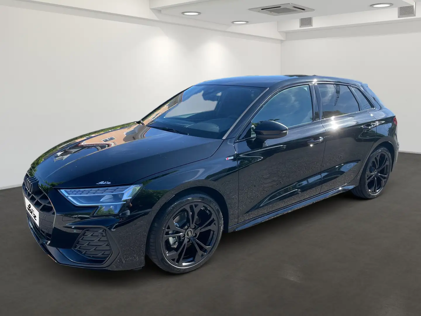 Audi A3 Sportback 35 TFSI S line *NAVI*KAMERA*LED*SITZH* Zwart - 2