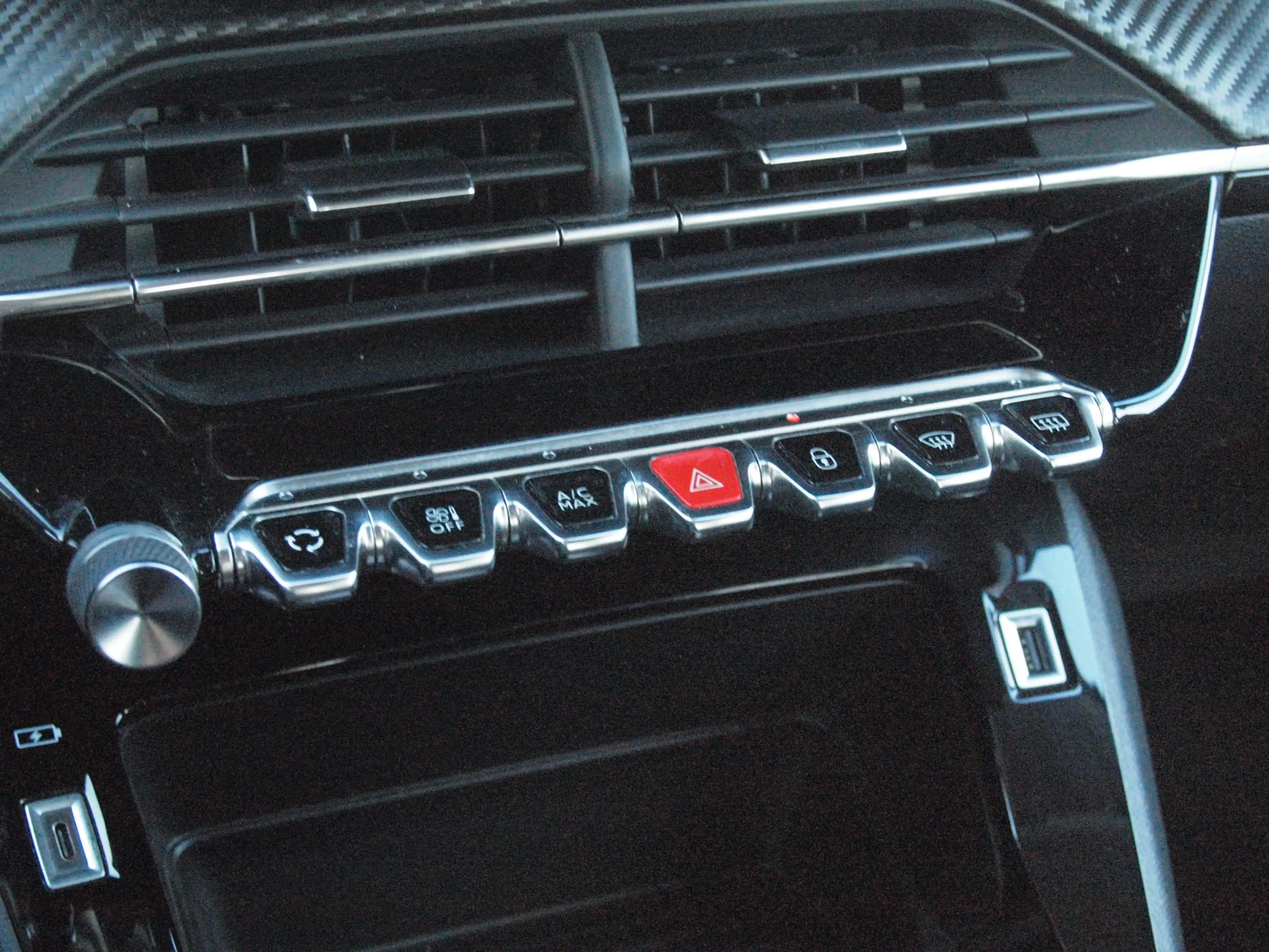 Peugeot e-208 EV Pack 50 kWh | Apple Carplay | Parkeersensoren | — photo 22