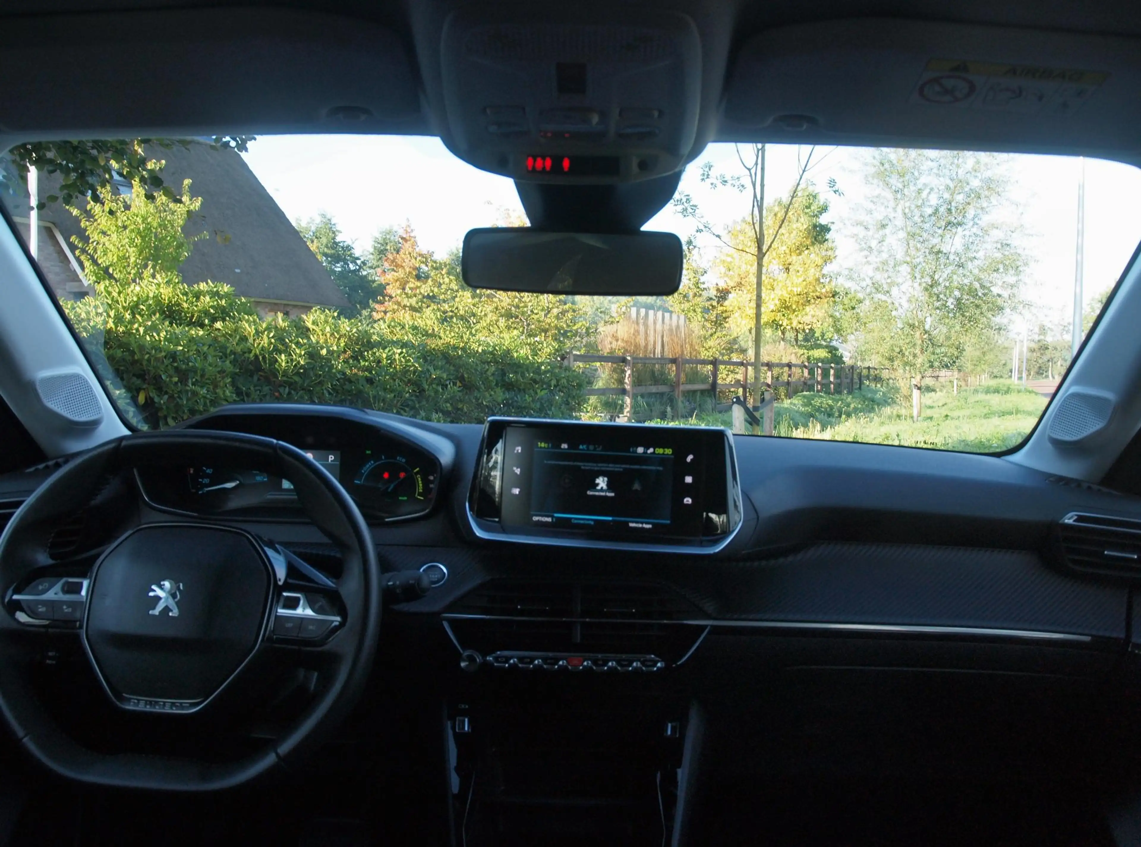 Peugeot e-208 EV Pack 50 kWh | Apple Carplay | Parkeersensoren | — photo 14