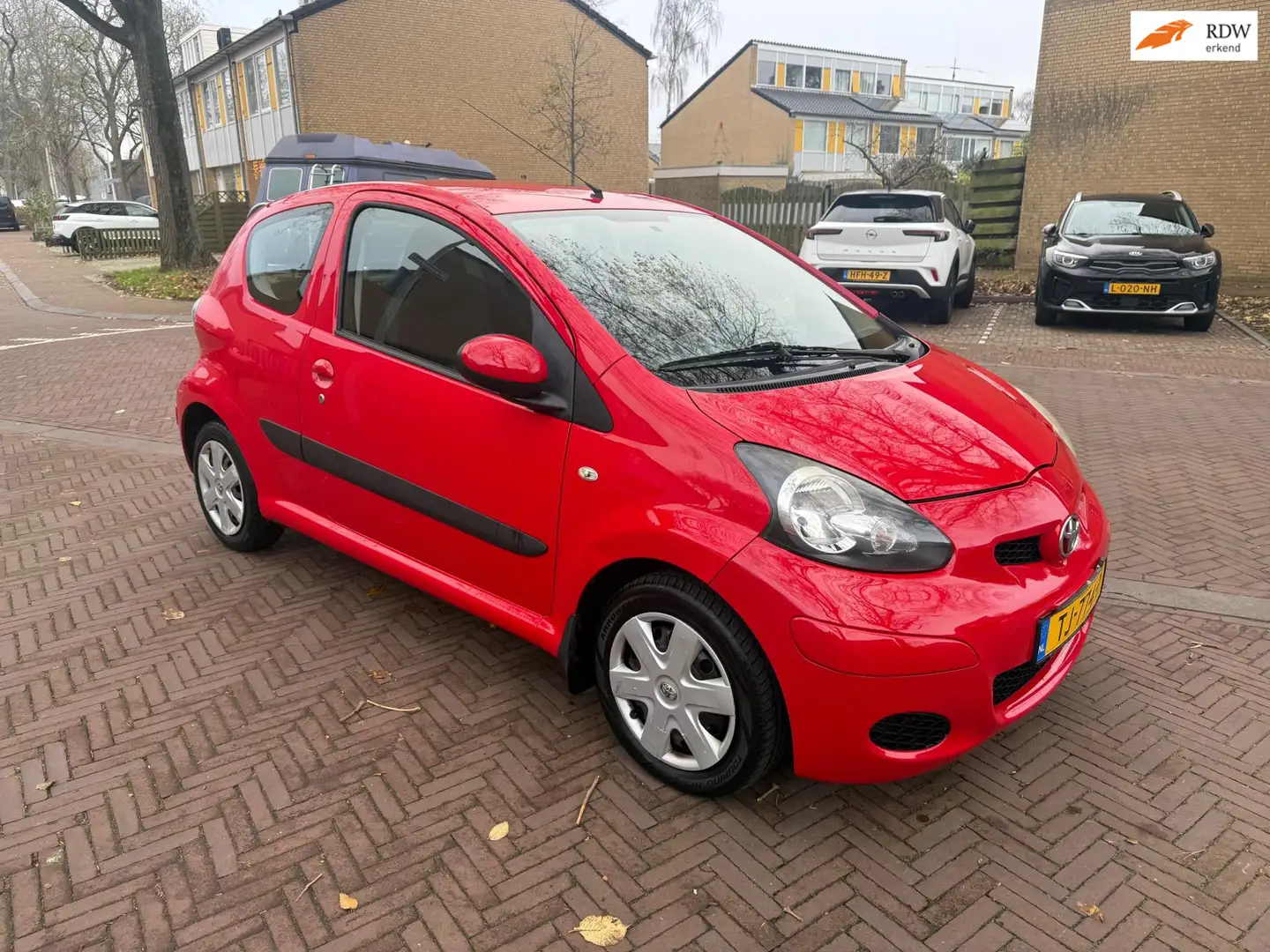 Toyota Aygo Airco / Bouwjaar 2009 / Rijdt en schakelt goed Rouge - 1