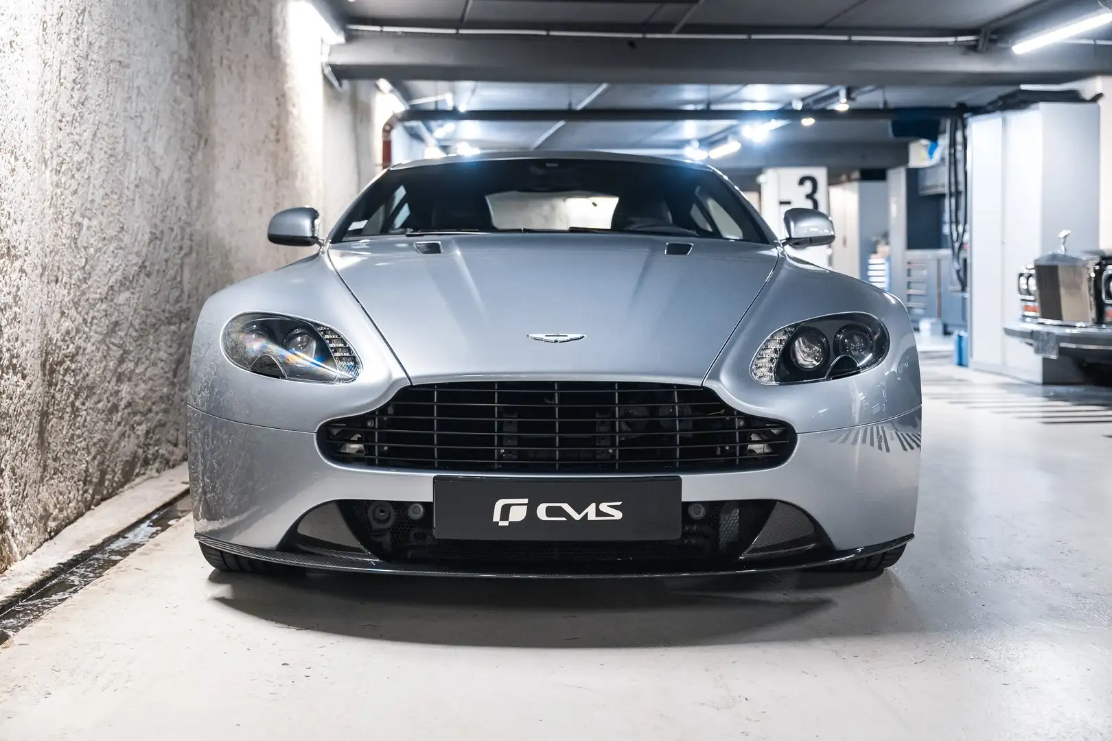 Aston Martin Vantage Coupé V8 N430 Sportshift II Gris - 2