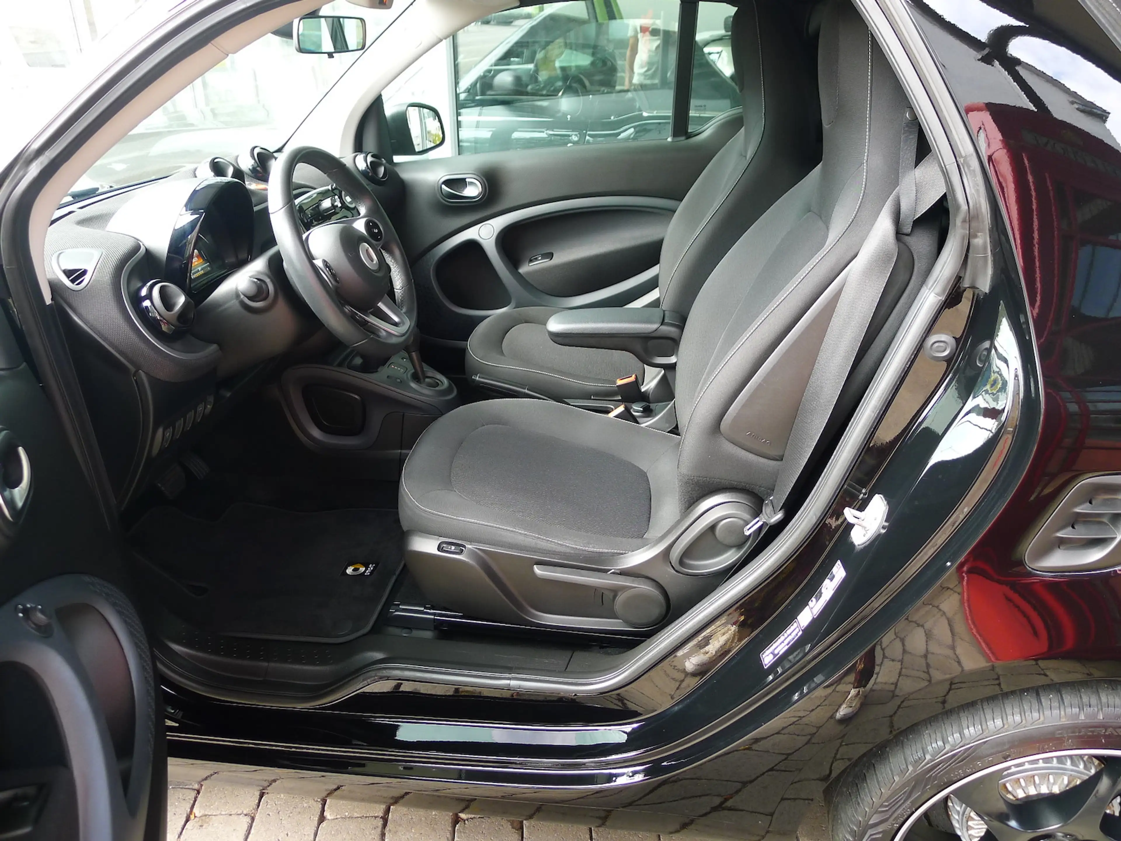 smart forTwo Cabrio 90 PS Automatik 28.000 km — photo 8