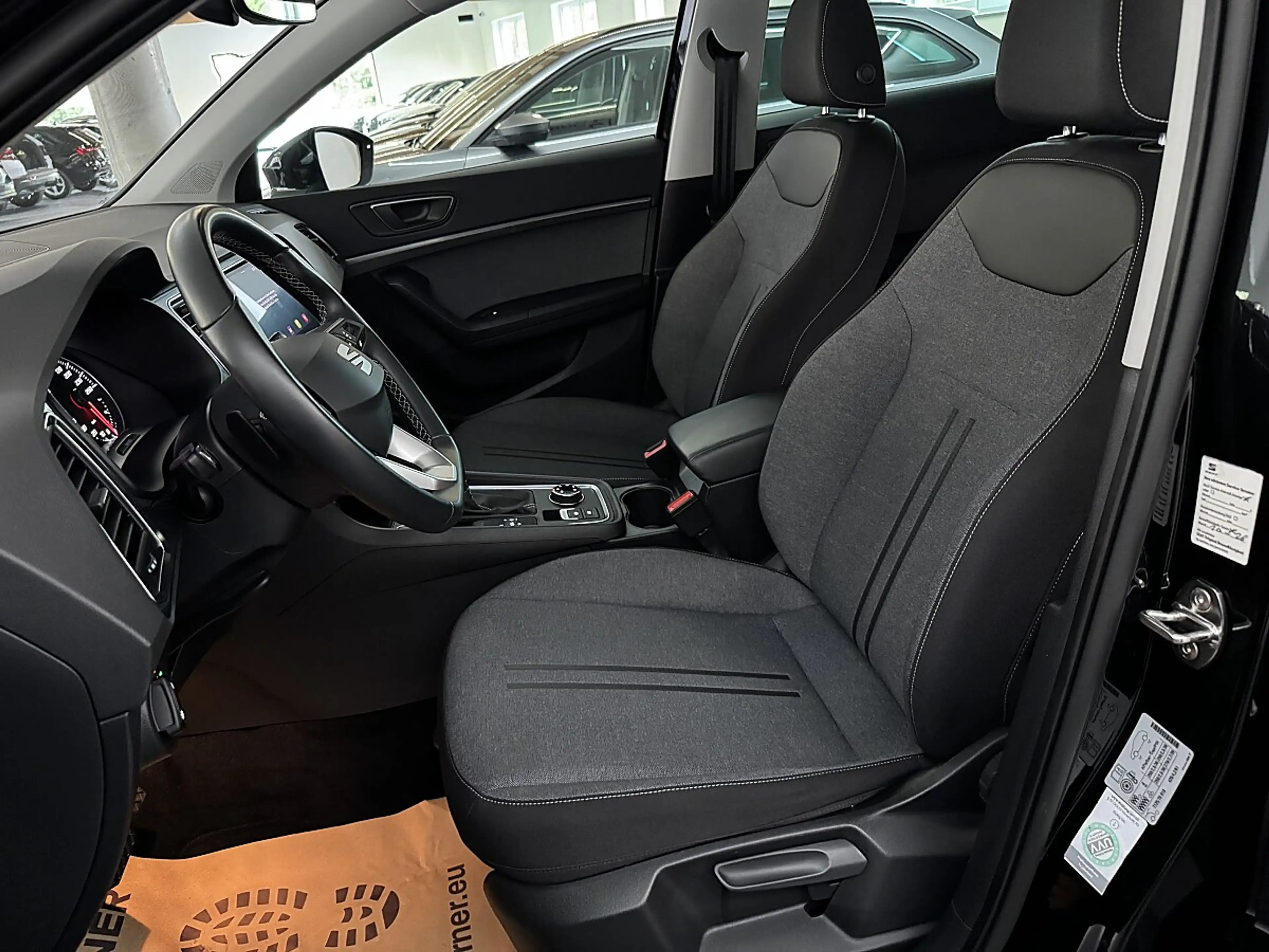 SEAT Ateca 2,0TDI DSG Style 4Drive *Standheizung*LED*NAVI*... — photo 12