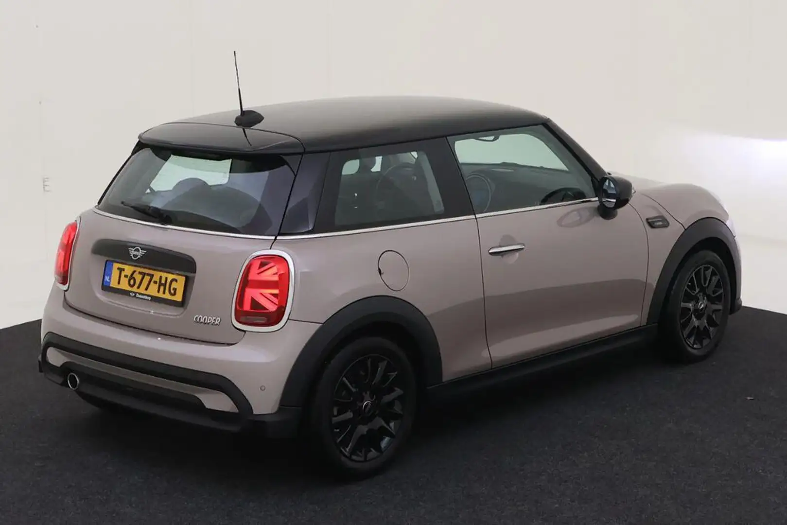 MINI Cooper Mini 1.5 Camden Edition | Airco (automatisch) | Ap Gris - 2