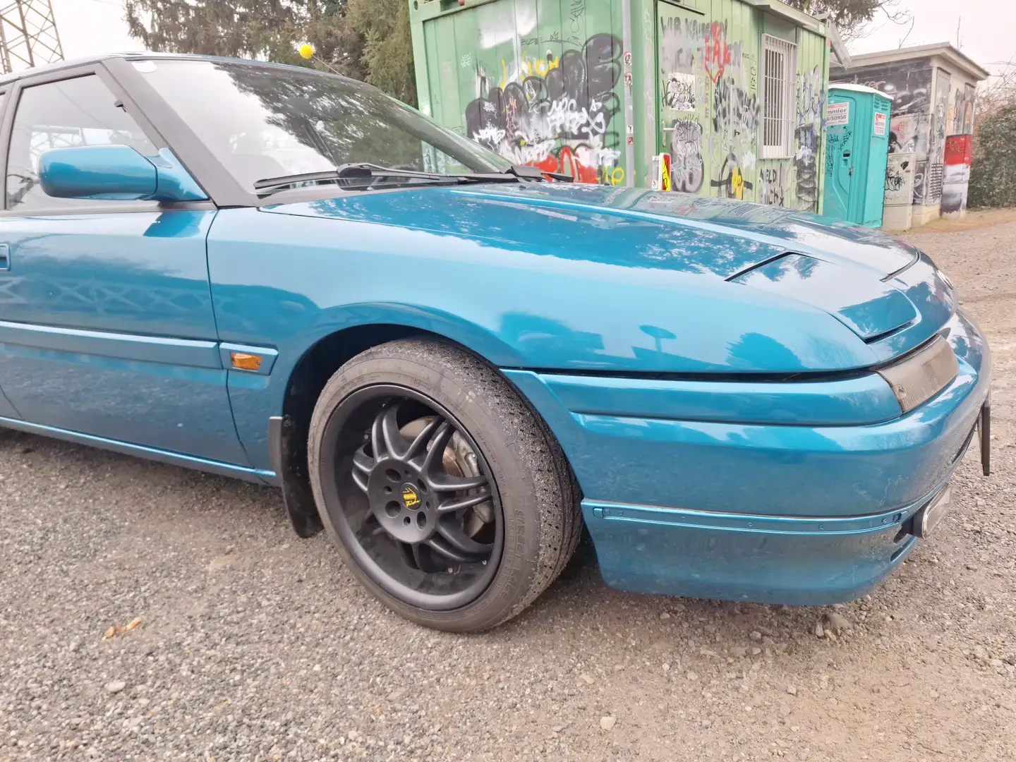 Mazda 323 323 F 1,8 i GT 16V Blau - 2