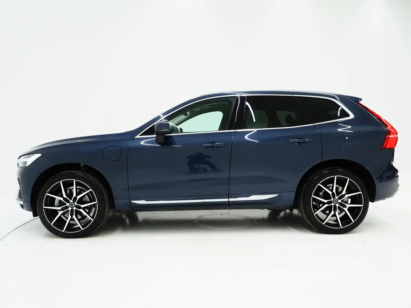 Volvo XC60 2.0 T6 AWD Recharge Long Range Inscription | Panor Blauw - 2