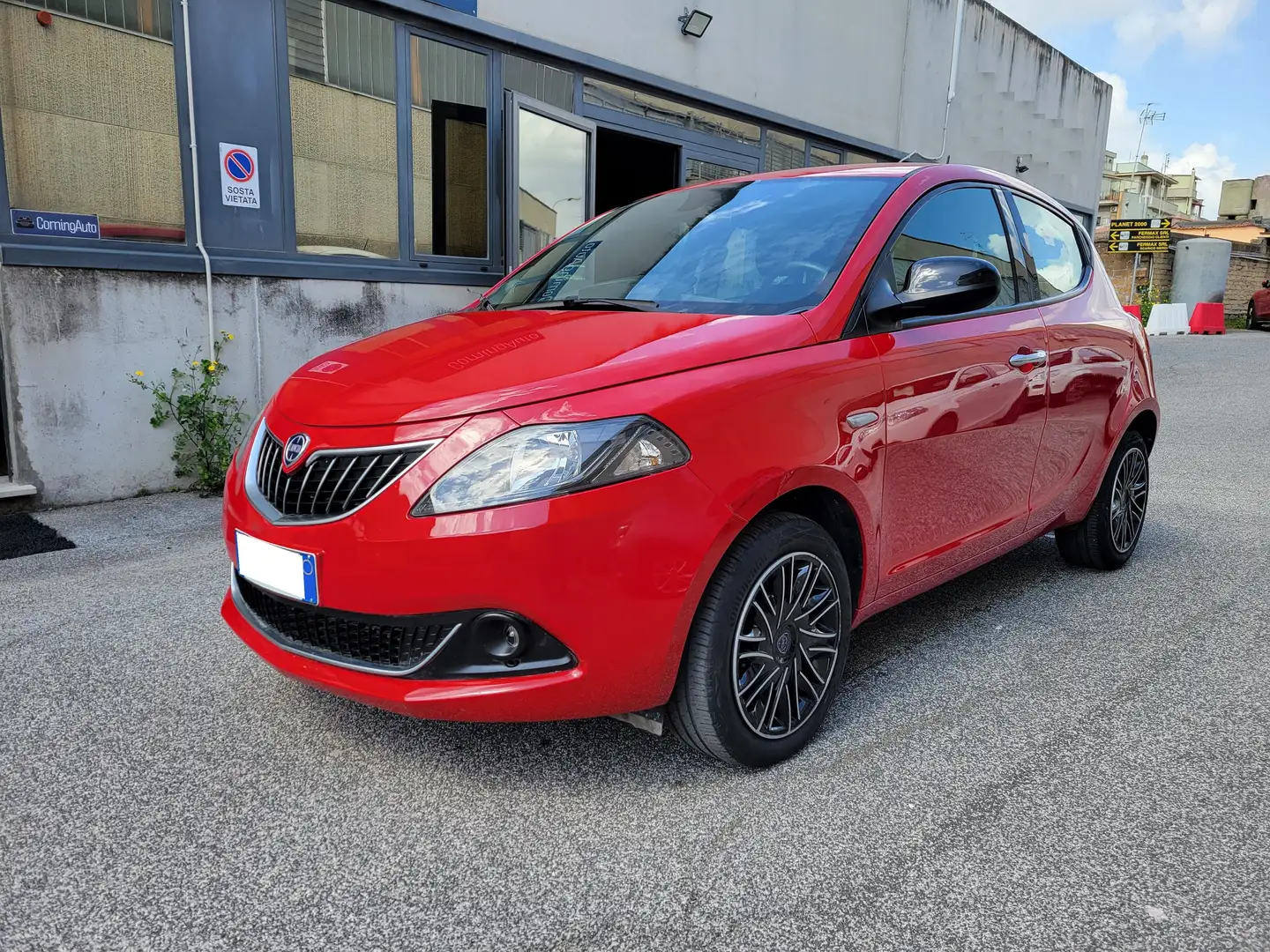 Lancia Ypsilon 1.0 hybrid Gold Km Certificati Rouge - 2
