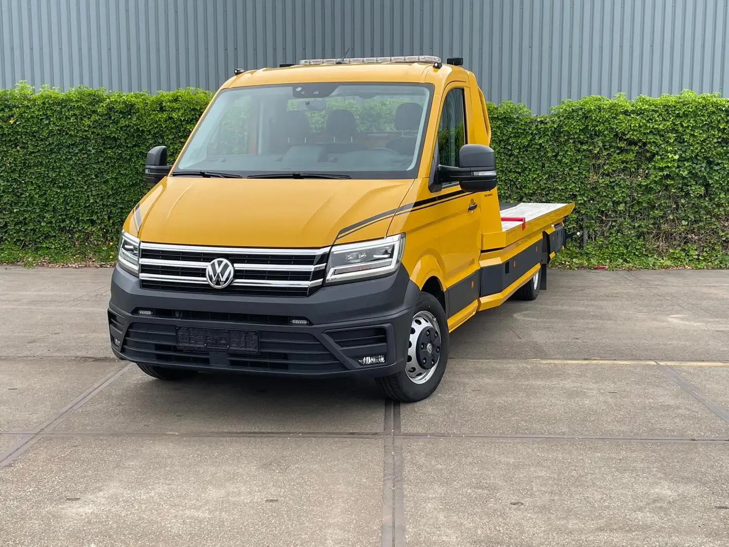 Volkswagen Crafter 2.0l TDI DSG 176PK Takelwagen DECARAD Geel - 1
