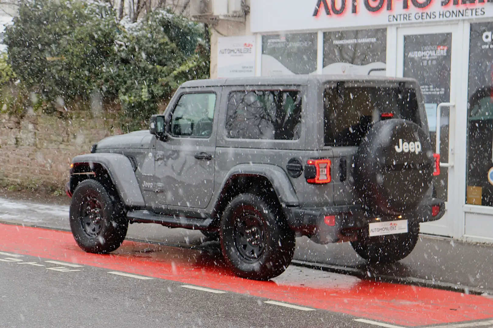 Jeep Wrangler 2.2 Multijet 200 Sahara 4WD BVA (TVA, Distri & BVA Grau - 2