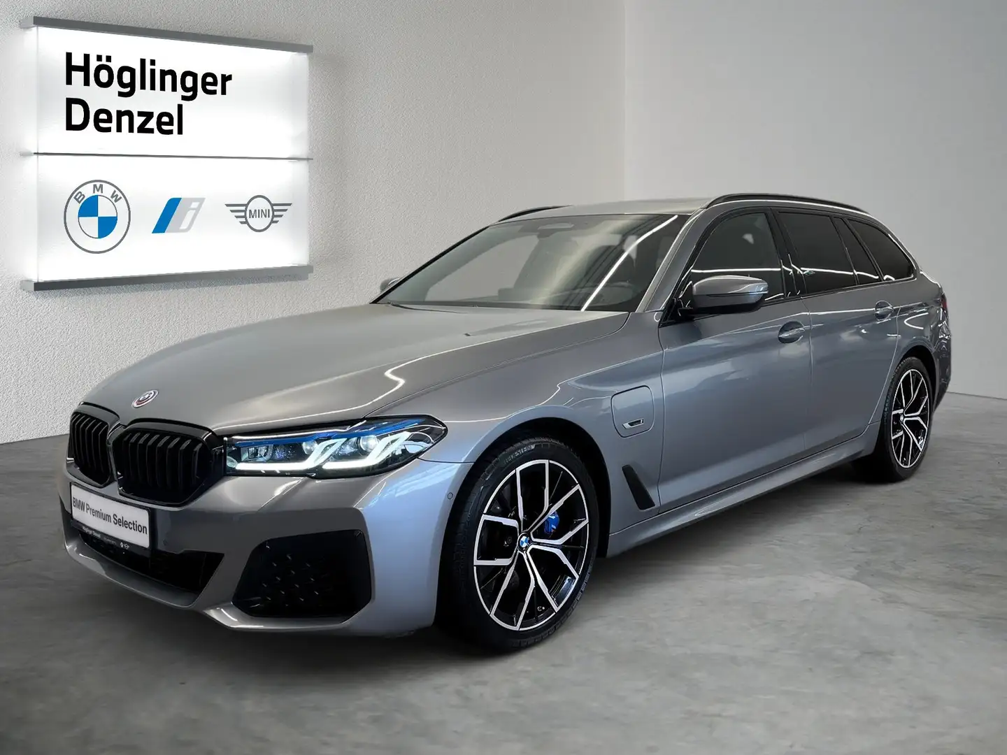 BMW 530 e xDrive Grau - 2