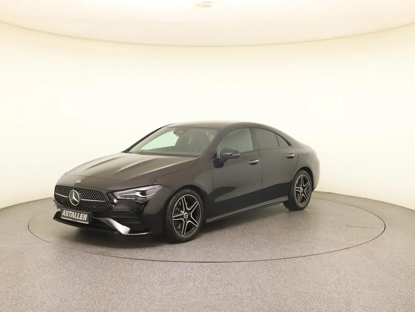 Mercedes-Benz CLA 220 4M Coupé AMG Line Prem Night+LED+Winterp Schwarz - 2