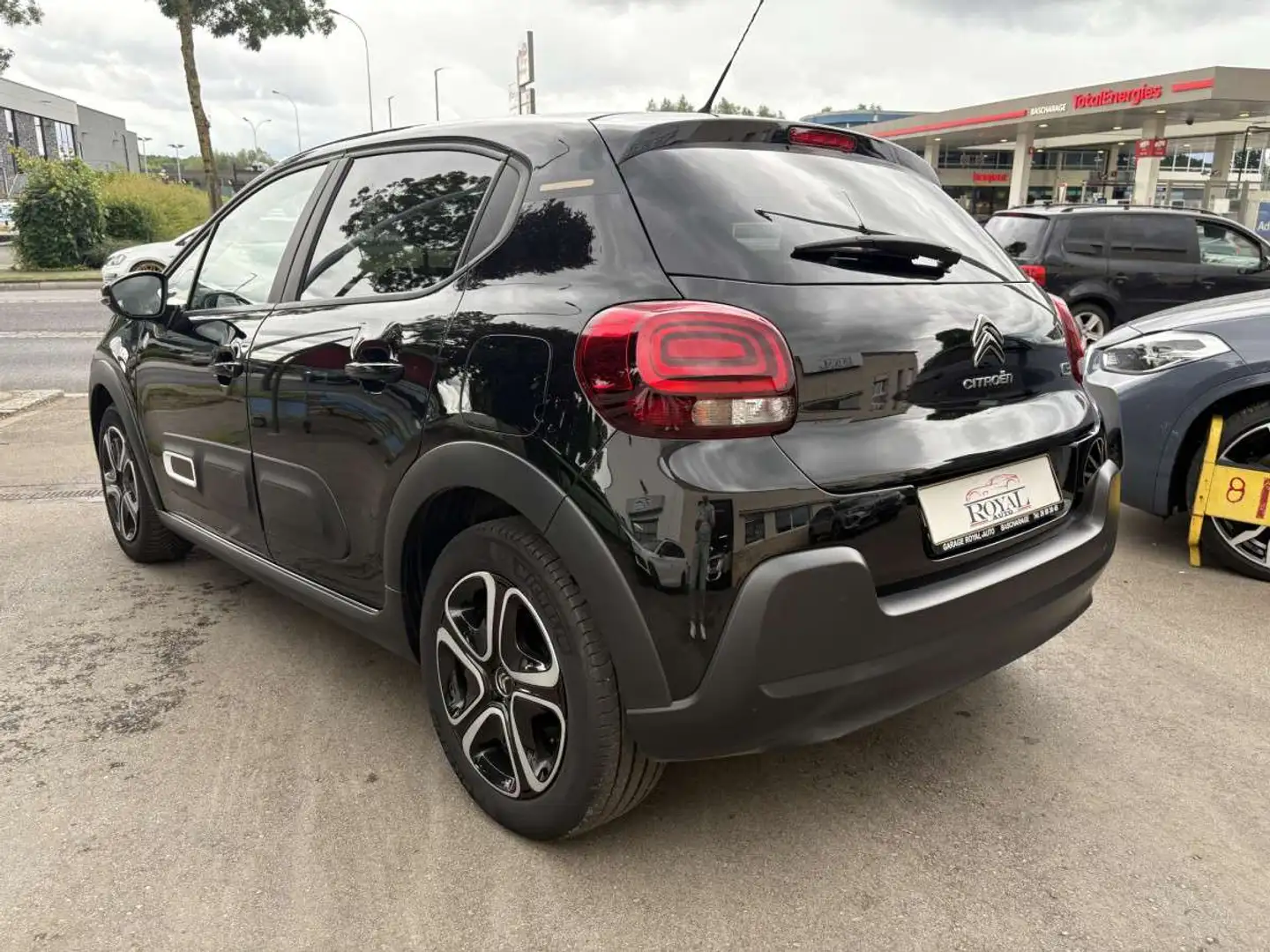 Citroen C3 1.2 C-SERIES 83 * GARANTIE 36 MOIS * Zwart - 2