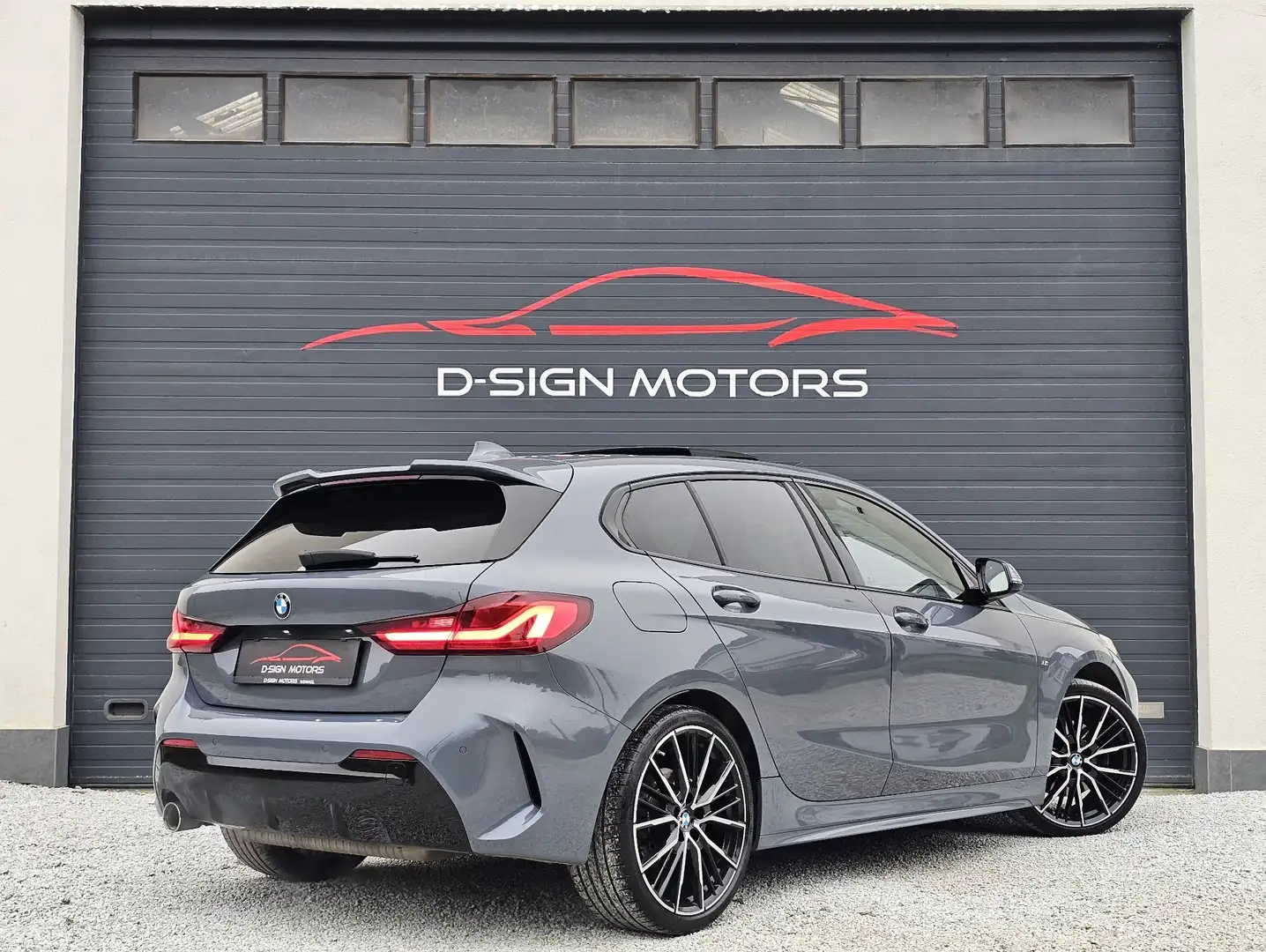 BMW 118 iA (140ch) M SPORT PACK 2019 130.000km 1er PROP !! Grigio - 2