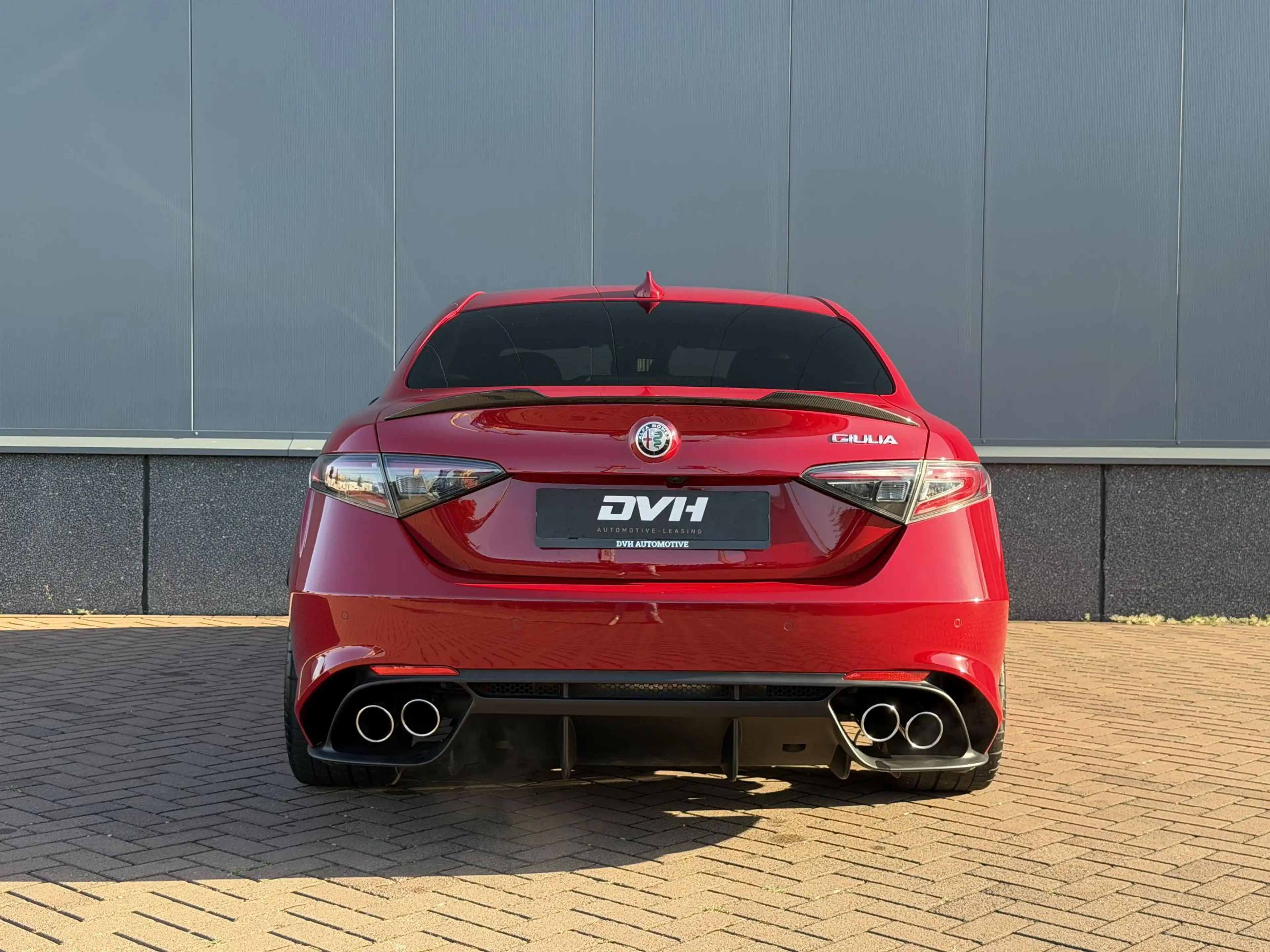 Alfa Romeo Giulia 2.9 V6 Quadrifoglio CARBON | H/K | LEDER — photo 5