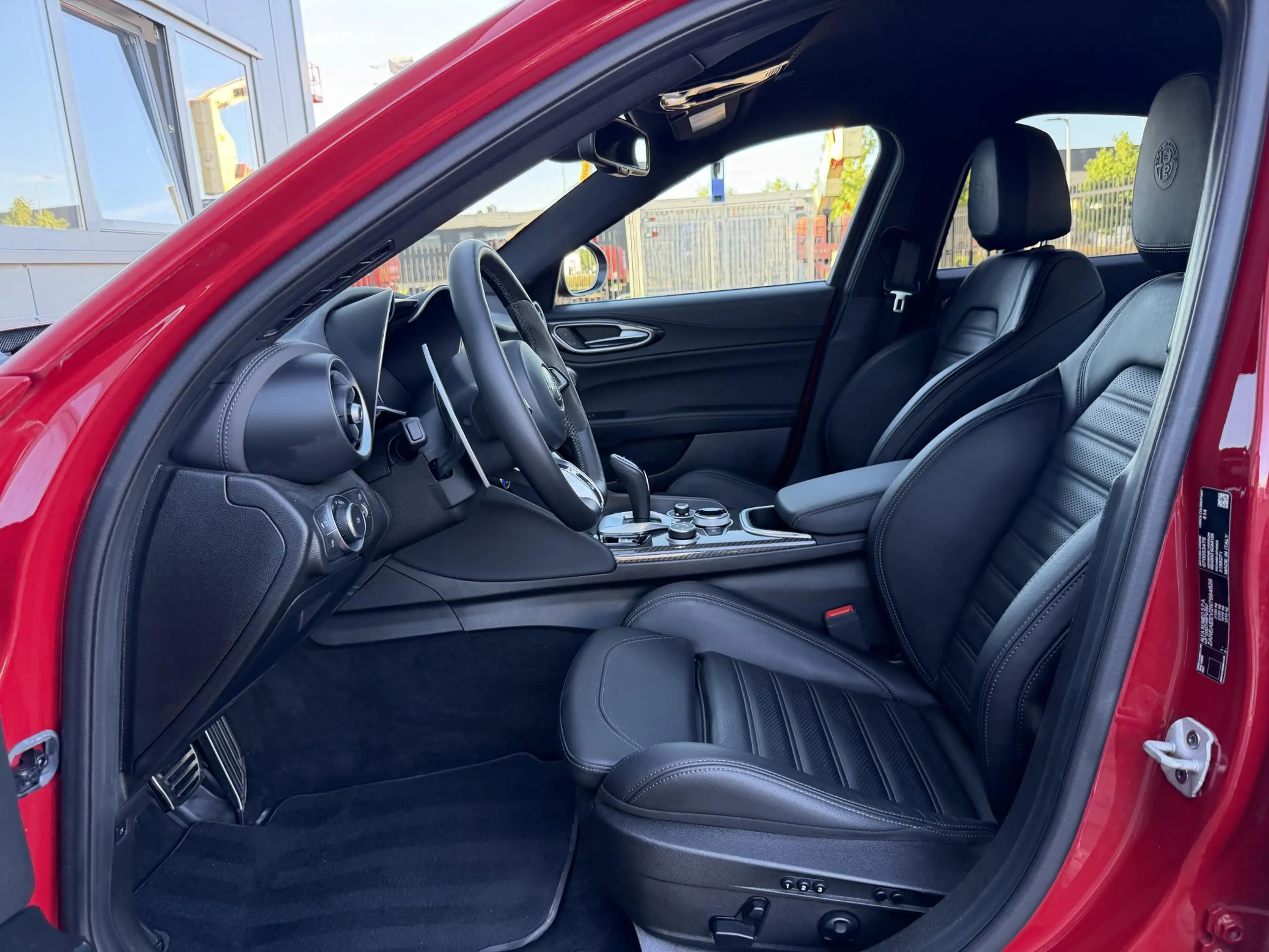 Alfa Romeo Giulia 2.9 V6 Quadrifoglio CARBON | H/K | LEDER — photo 10