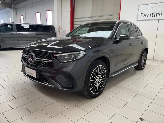 Mercedes-Benz 300 view 6