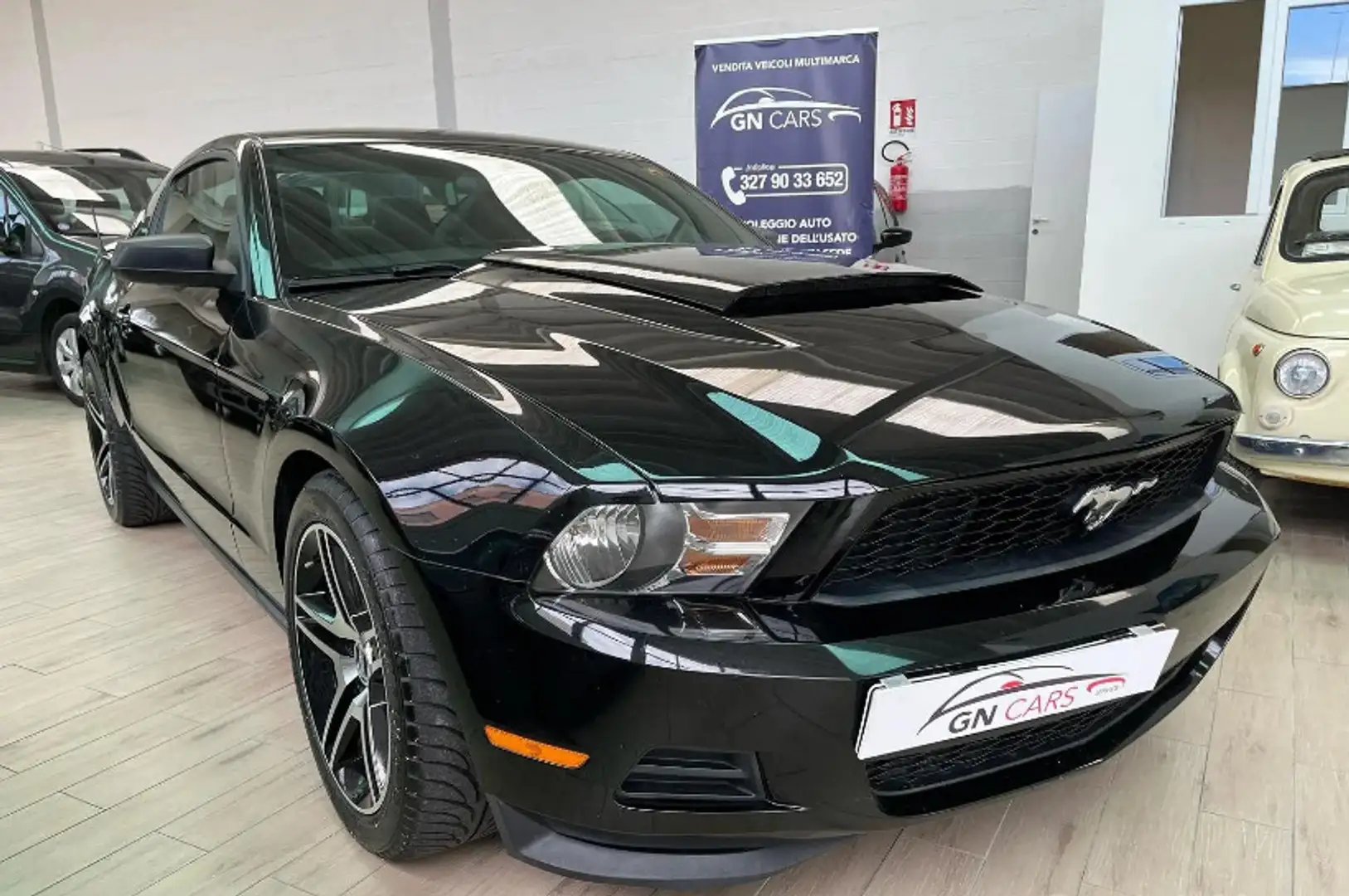 Ford Mustang 3.7 V6 305CV - 2